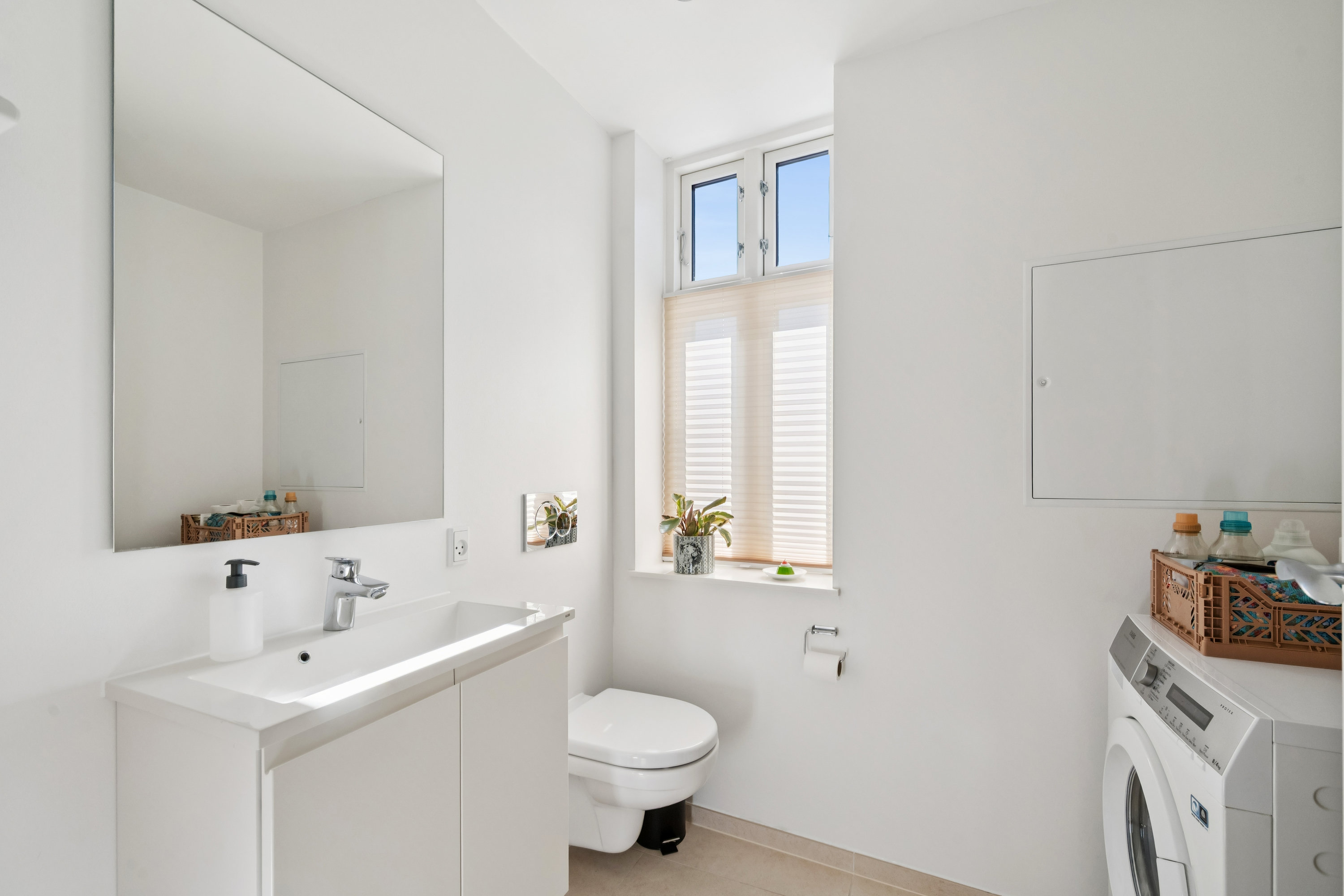 Fremhævet badeværelse billede i fuldskærmstilstand. Billede af Åboulevarden 55, 6. tv., 8000 Aarhus C