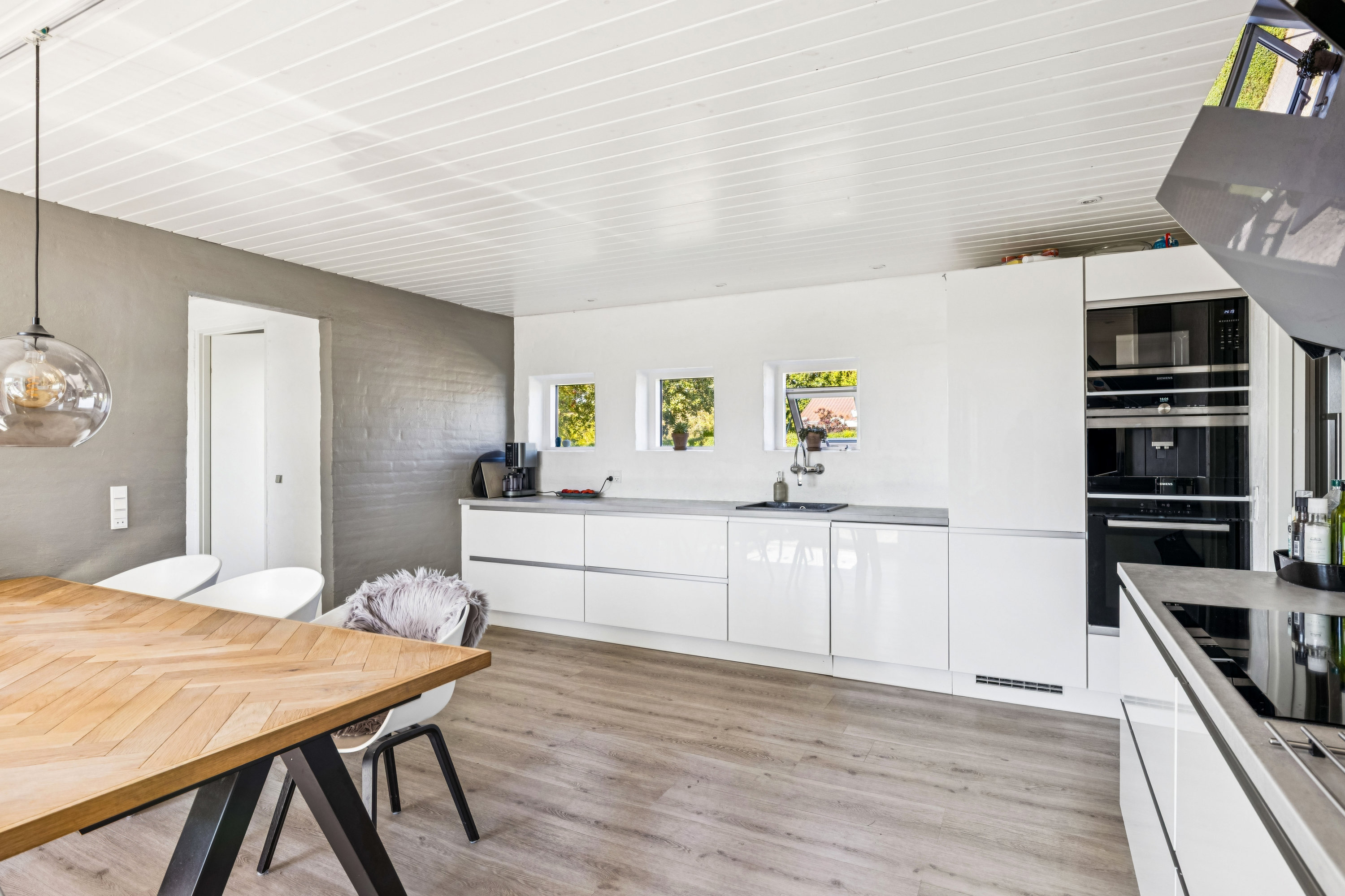 Fremhævet køkken billede i fuldskærmstilstand. Billede af Stejlbjerg 26, 8543 Hornslet