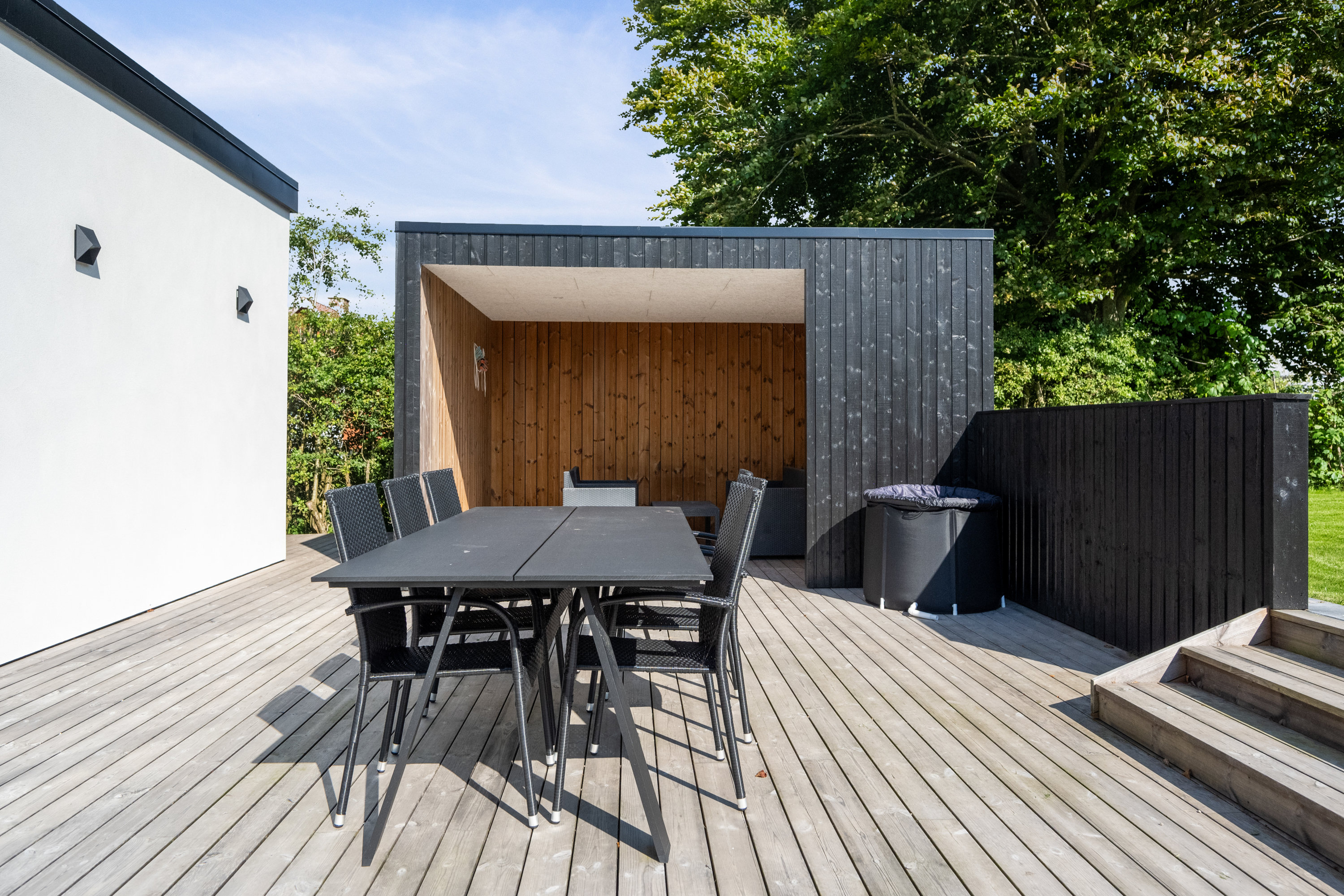 Fremhævet terrasse billede i fuldskærmstilstand. Billede af Østre Alle 34, 9800 Hjørring