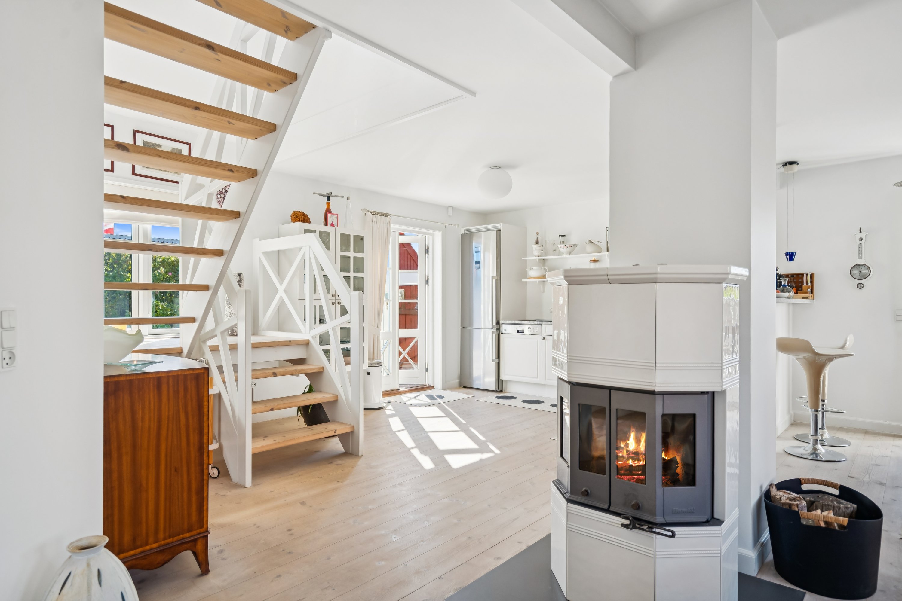 Fremhævet stue billede i fuldskærmstilstand. Billede af Jens Bergs Vej 3A, Gl. Skagen, 9990 Skagen