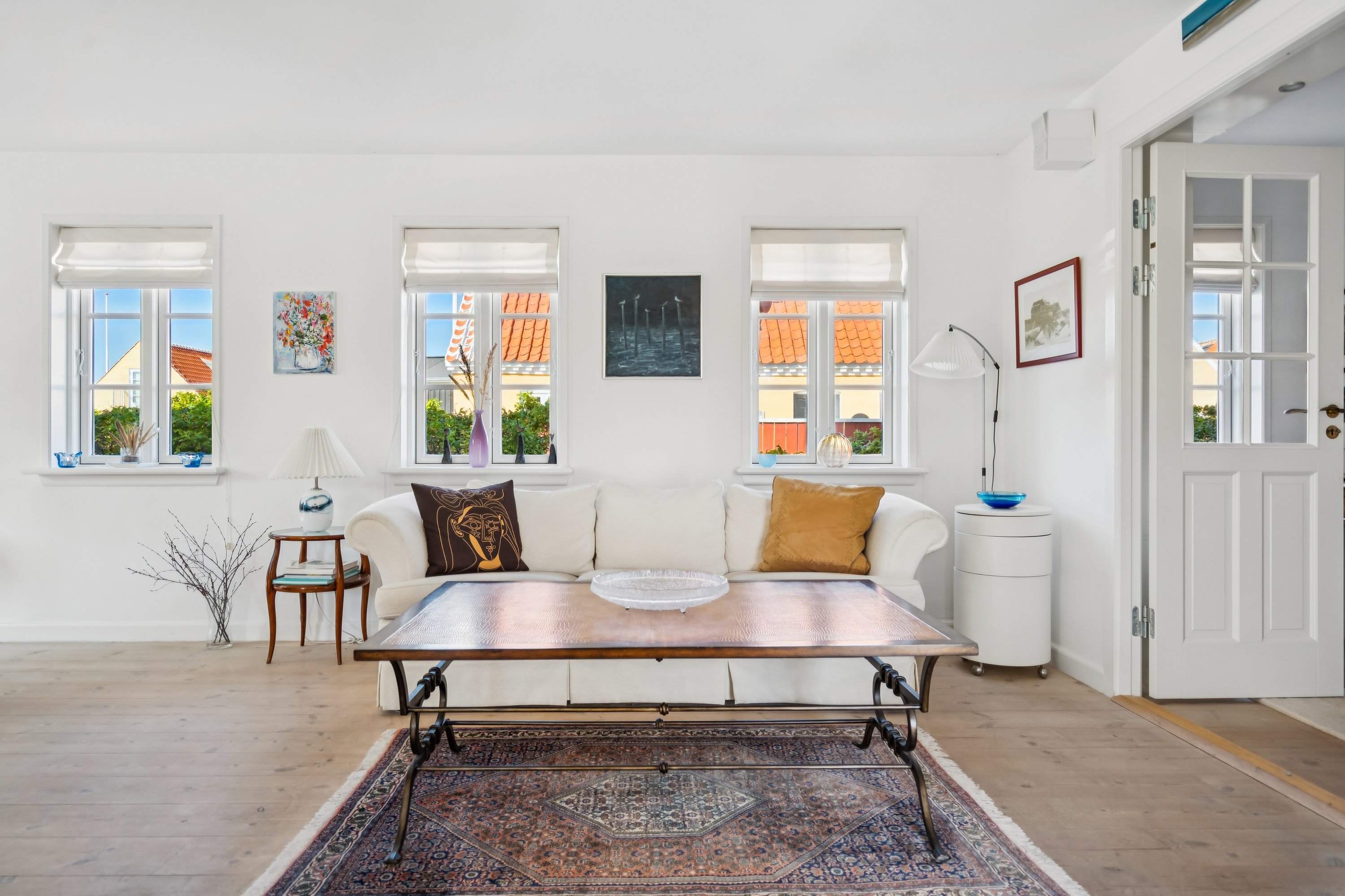 Fremhævet stue billede i fuldskærmstilstand. Billede af Jens Bergs Vej 3A, Gl. Skagen, 9990 Skagen