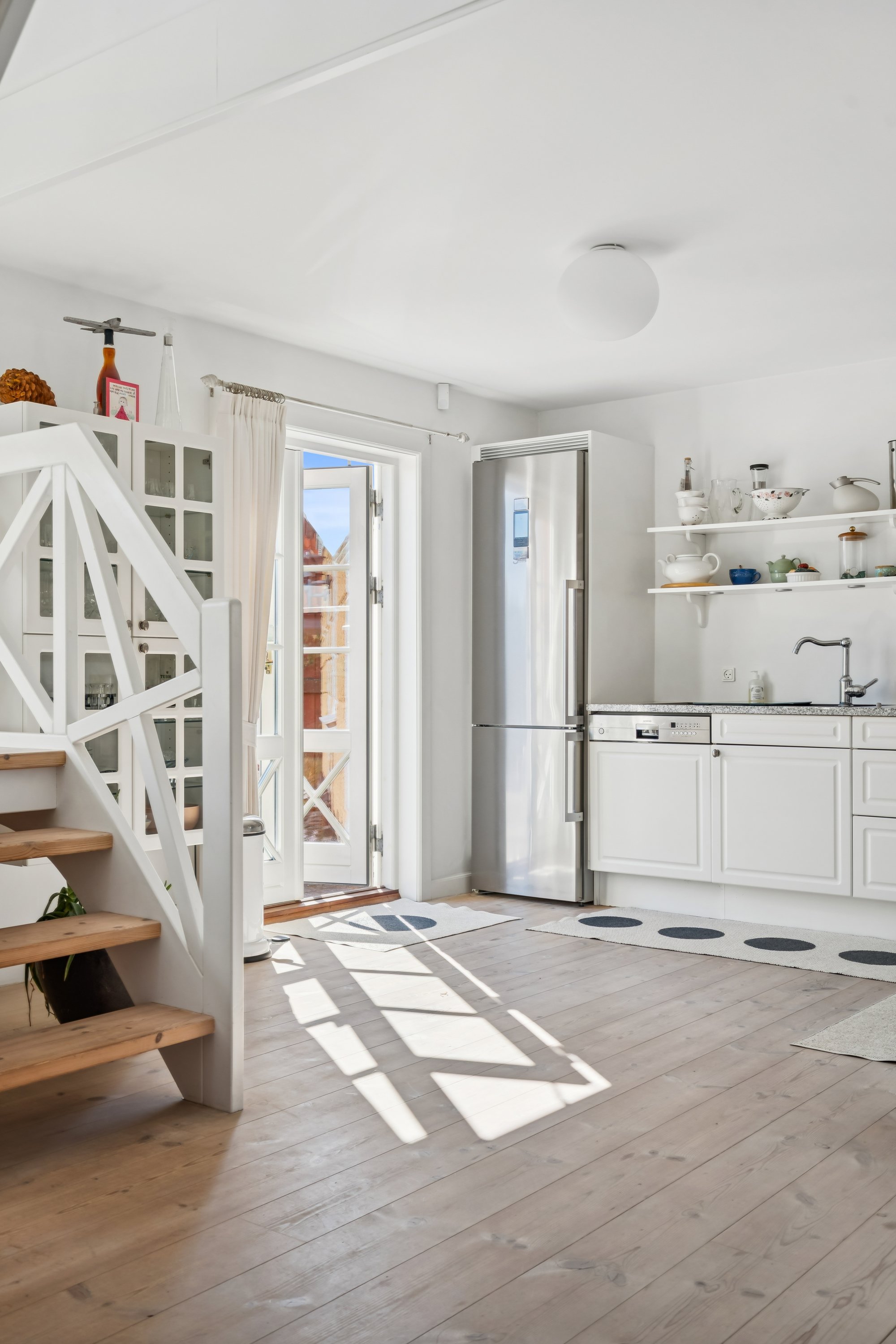 Fremhævet stue billede i fuldskærmstilstand. Billede af Jens Bergs Vej 3A, Gl. Skagen, 9990 Skagen