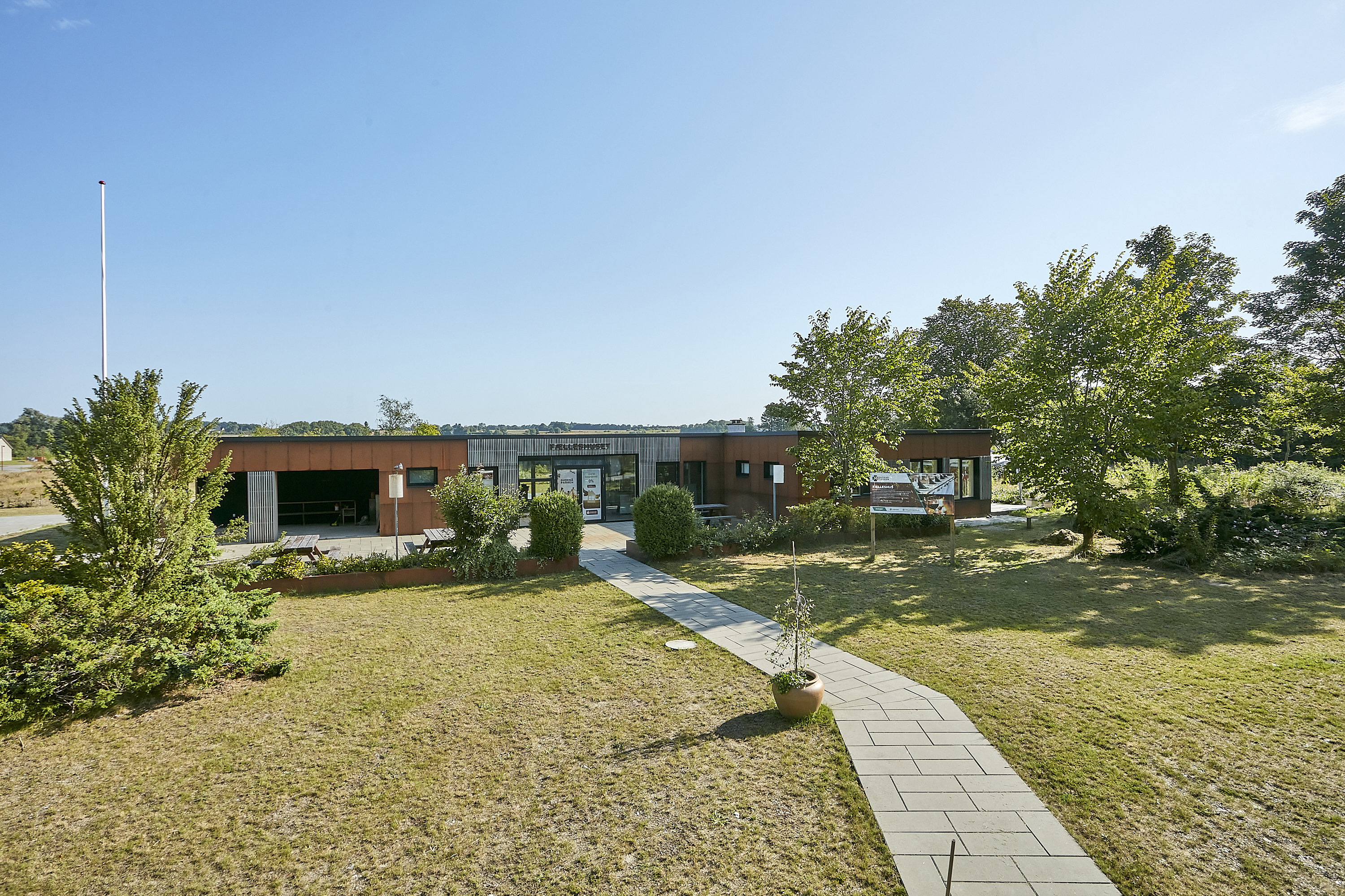 Fremhævet  billede i fuldskærmstilstand. Billede af Gudenåparken 4, 7160 Tørring