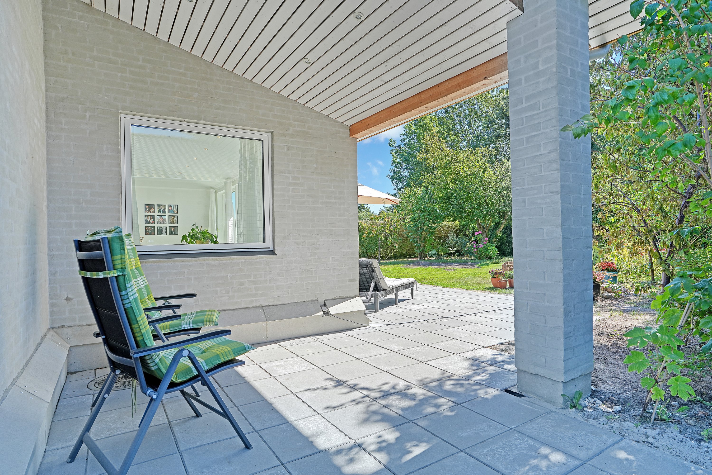 Fremhævet terrasse billede i fuldskærmstilstand. Billede af Harestien 19, 2880 Bagsværd