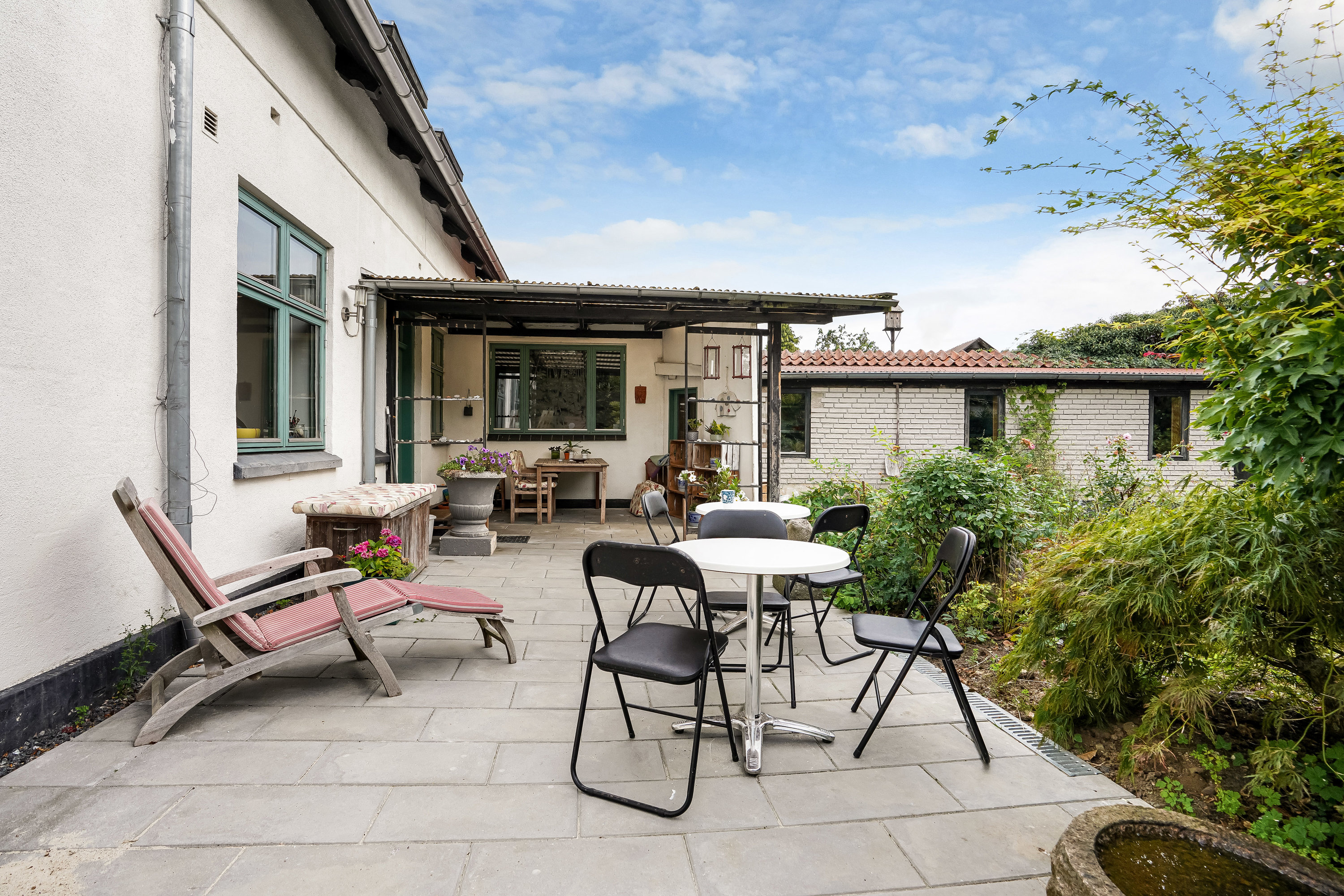 Fremhævet terrasse billede i fuldskærmstilstand. Billede af Søndergade 23, 7171 Uldum