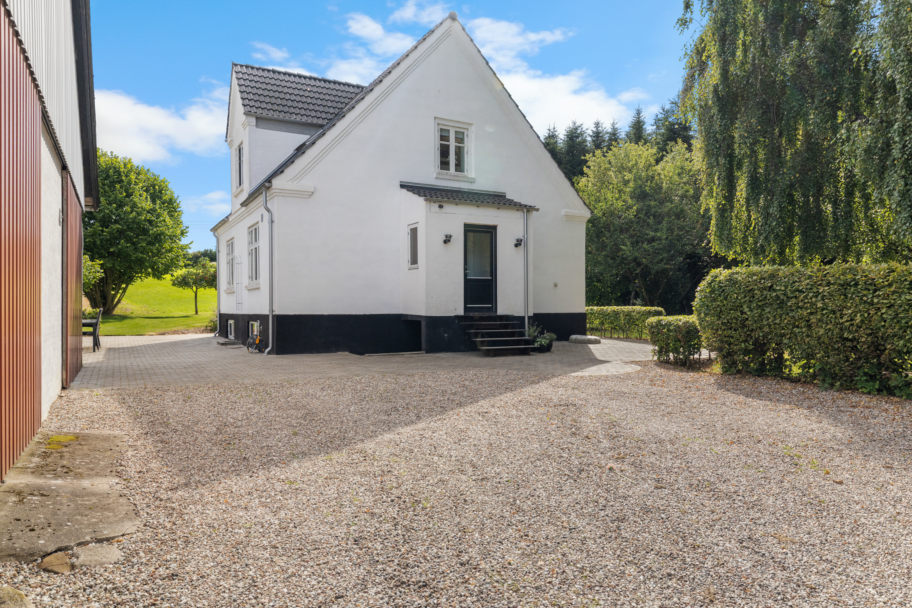 Fremhævet facade billede i fuldskærmstilstand. Billede af Ladefogedgyden 4, Ø Hæsinge, 5600 Faaborg