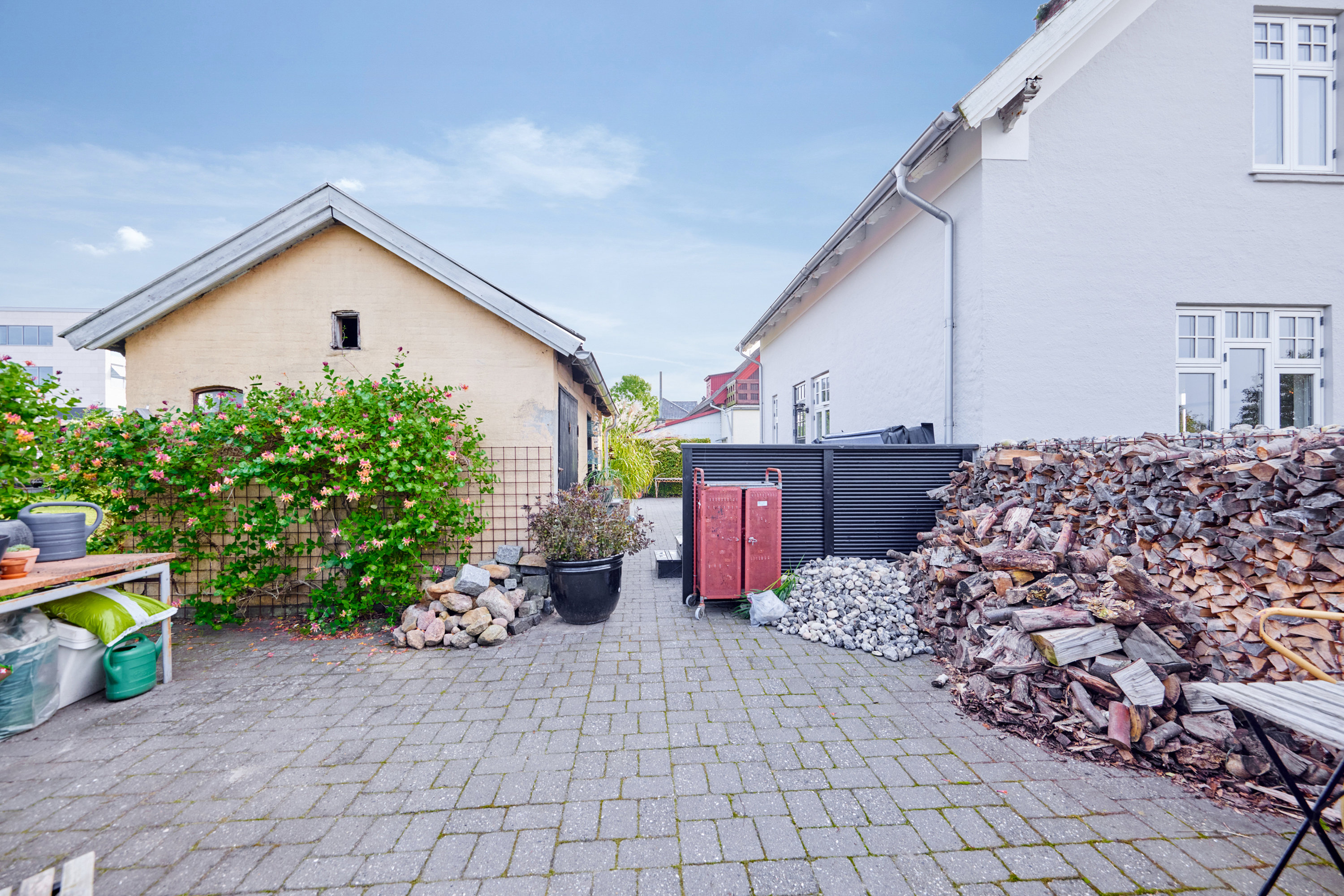 Fremhævet  billede i fuldskærmstilstand. Billede af Silkeborgvej 682, 8220 Brabrand