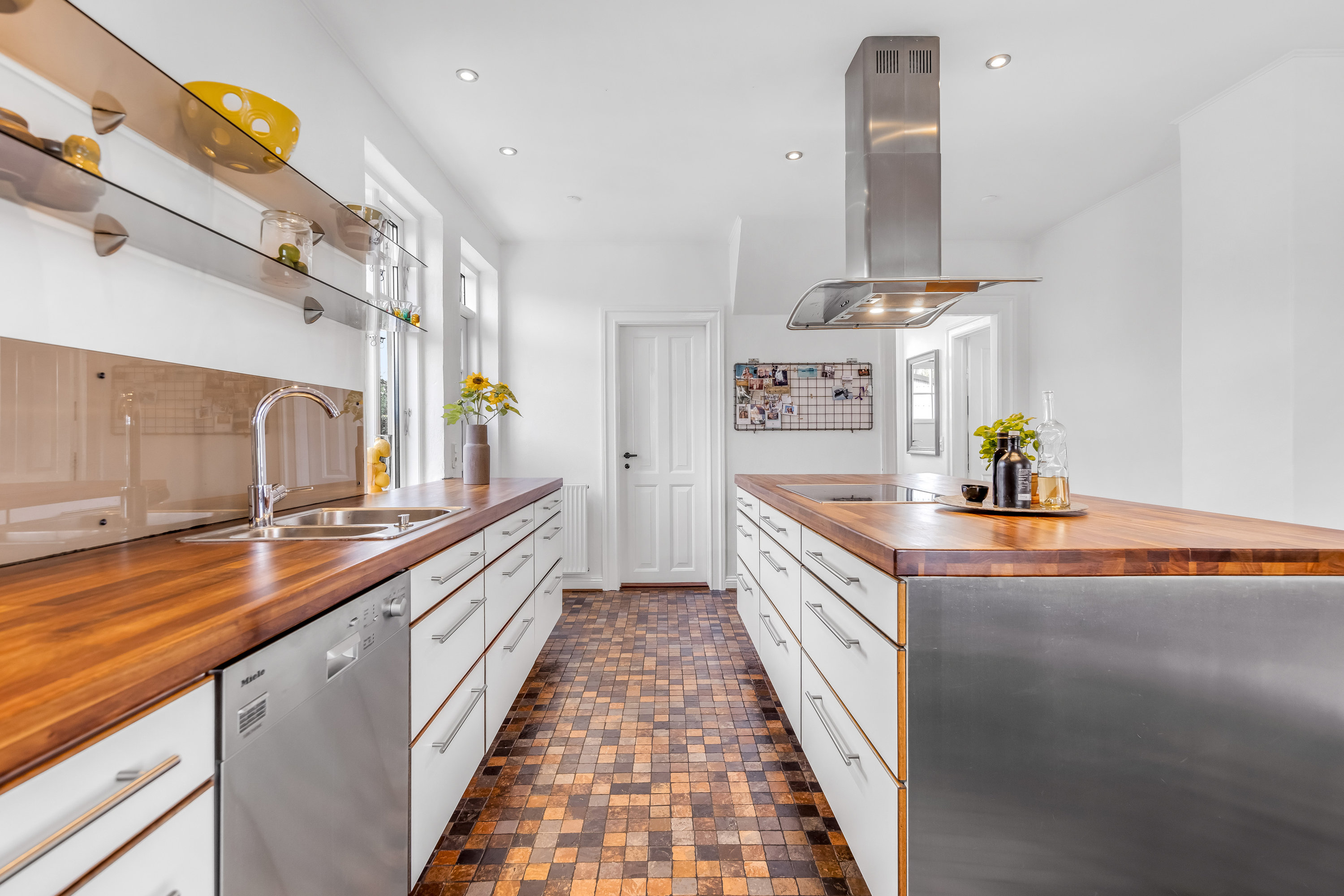 Fremhævet  billede i fuldskærmstilstand. Billede af Silkeborgvej 682, 8220 Brabrand