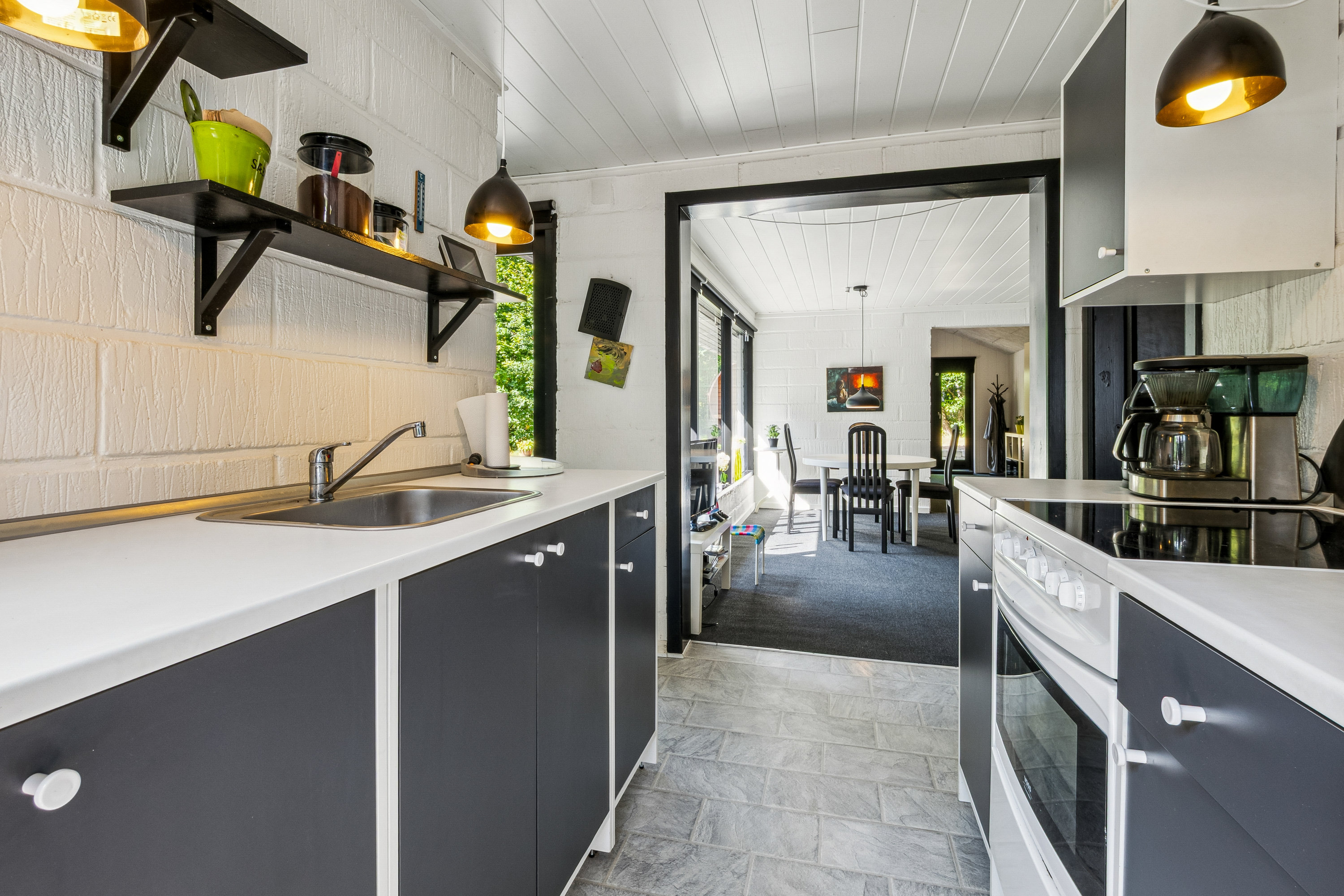 Fremhævet køkken billede i fuldskærmstilstand. Billede af Kybehuse 18, Vile, 7870 Roslev