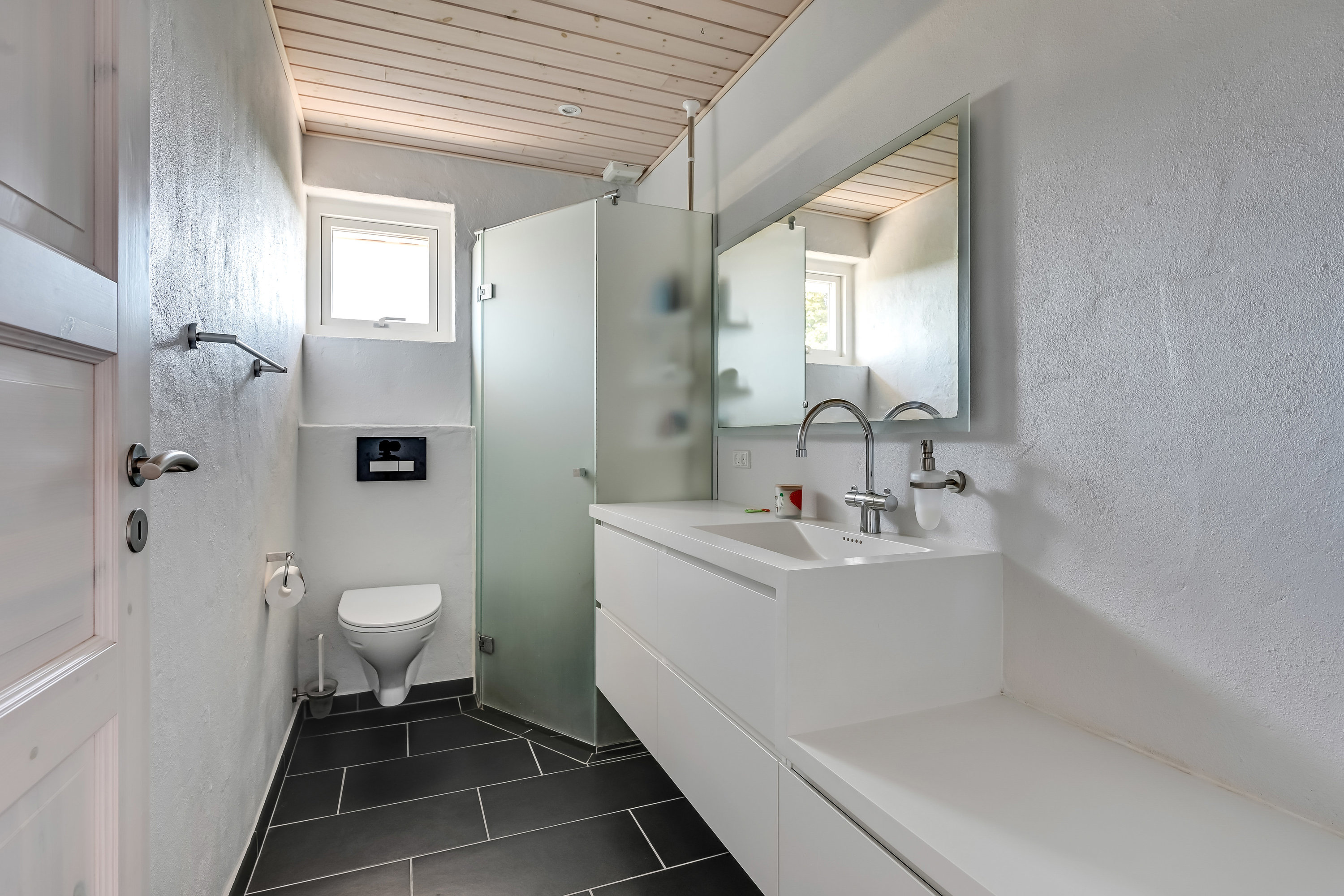 Fremhævet badeværelse billede i fuldskærmstilstand. Billede af Havbakken 128, Hjerting, 6710 Esbjerg V