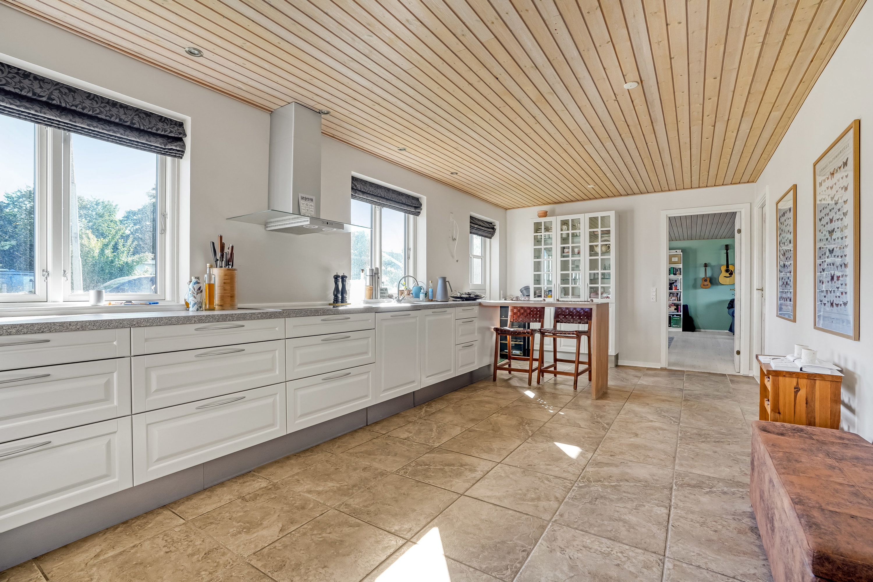 Miniaturebillede 1: køkken. Billede af Brunsegårdsvej 37, 5690 Tommerup