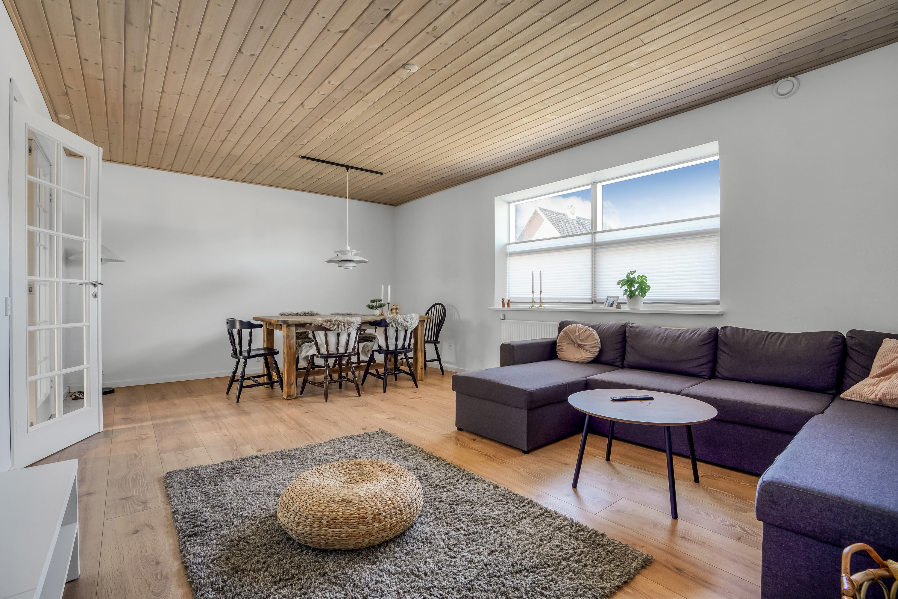 Fremhævet stue billede i fuldskærmstilstand. Billede af Bredgade 40, 7160 Tørring