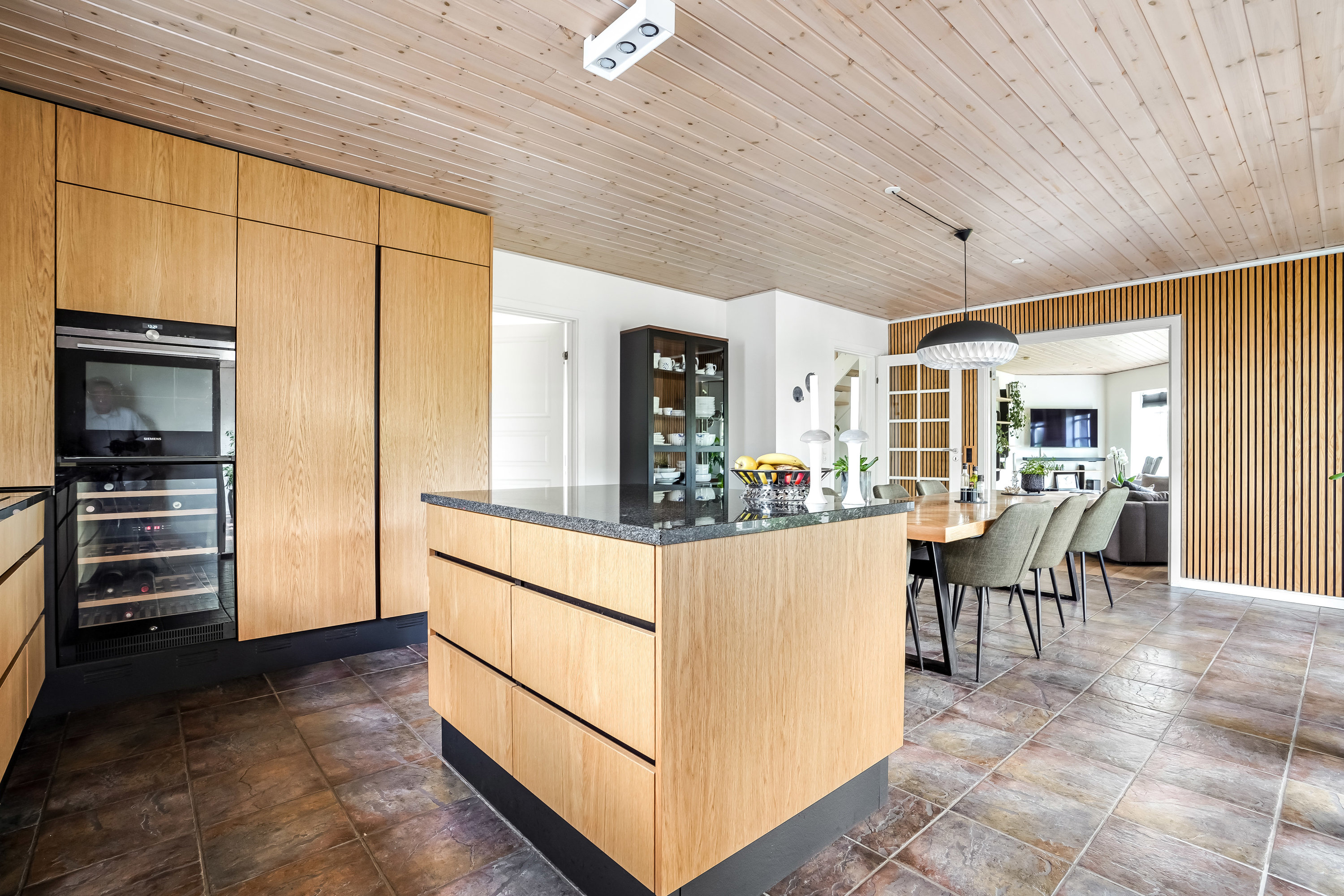 Fremhævet køkken billede i fuldskærmstilstand. Billede af Fåruplund 1, 7300 Jelling