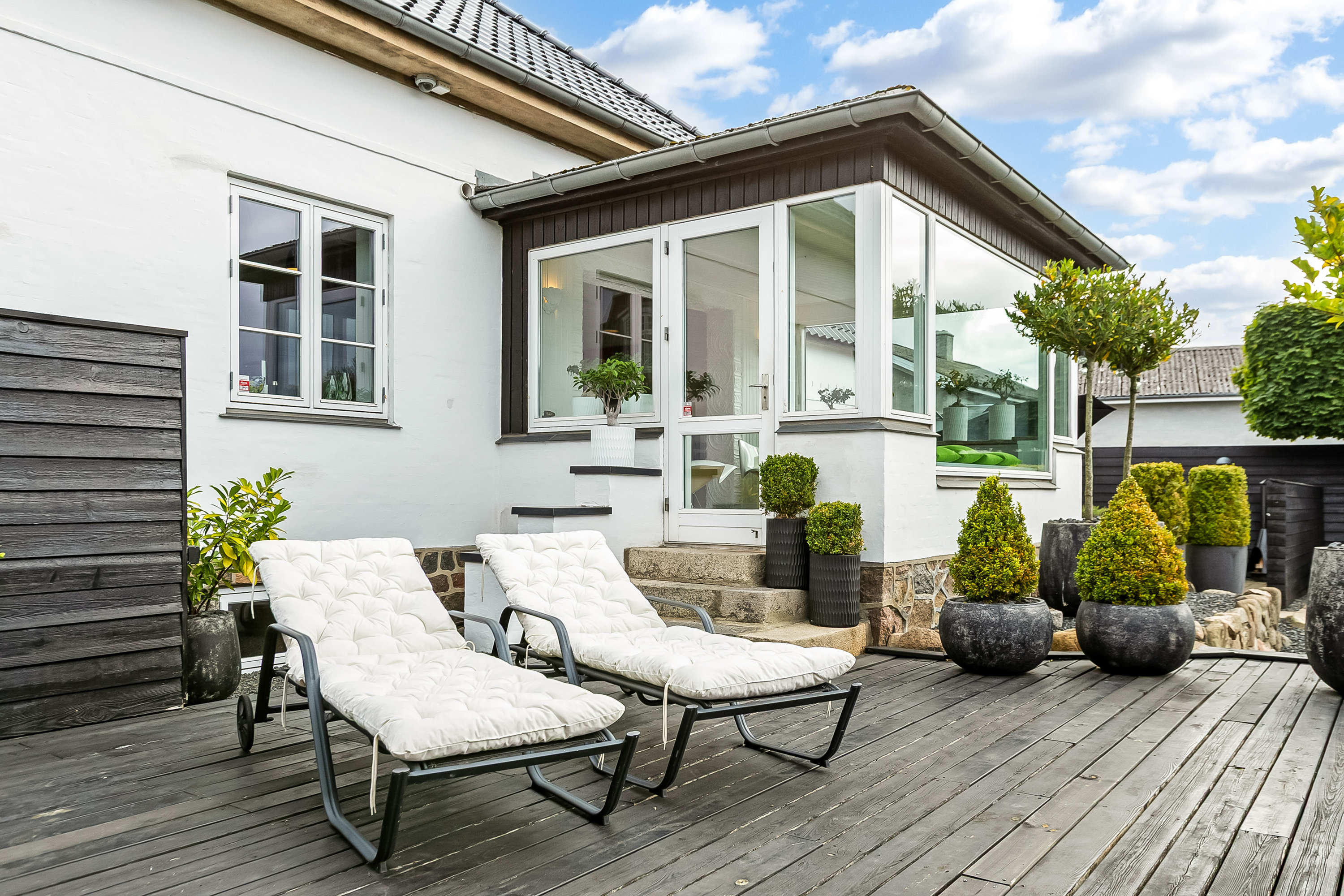 Fremhævet terrasse billede i fuldskærmstilstand. Billede af Østergade 44, 6580 Vamdrup