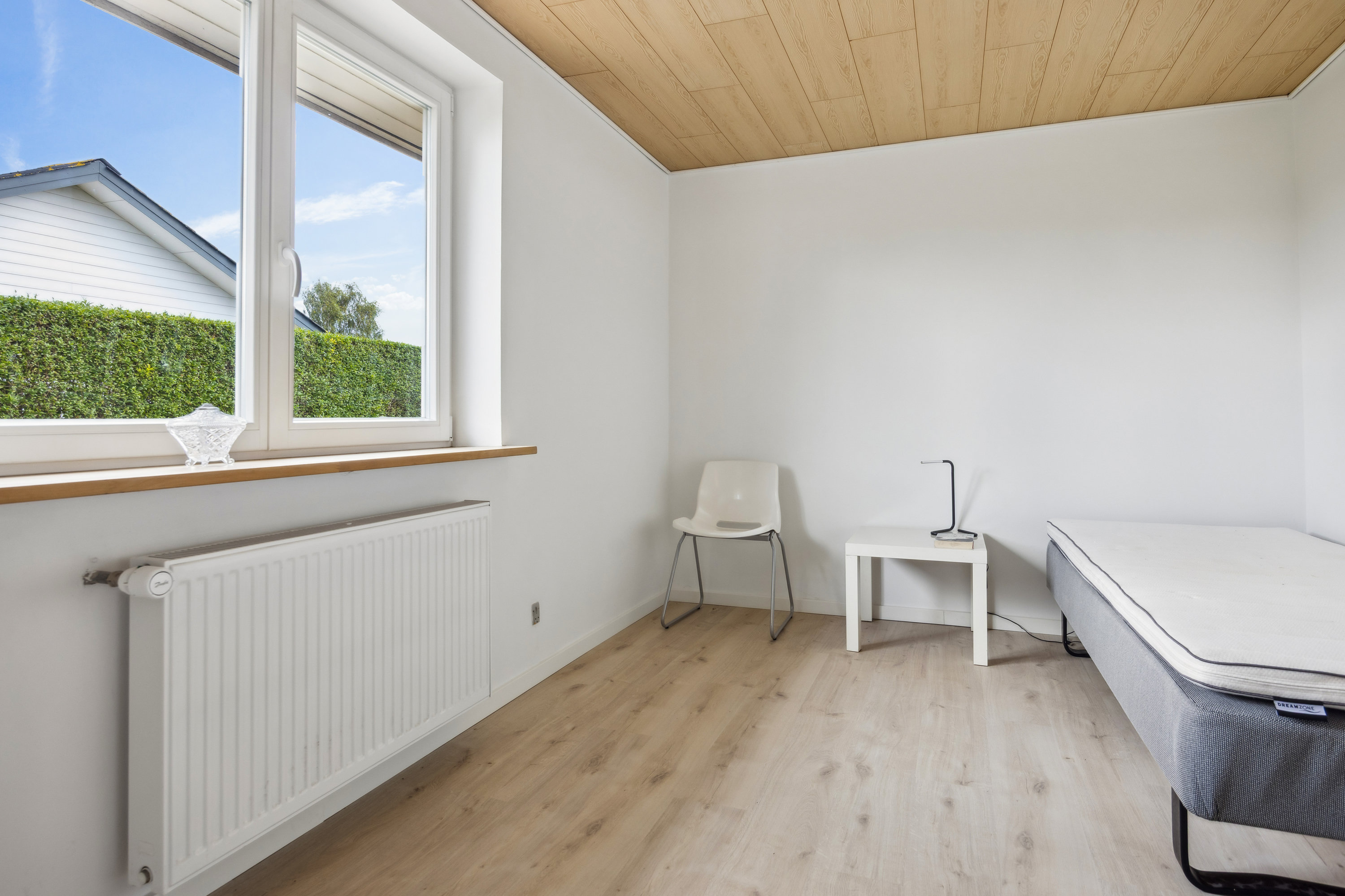 Fremhævet værelse billede i fuldskærmstilstand. Billede af Nordmanniavej 1, 9320 Hjallerup