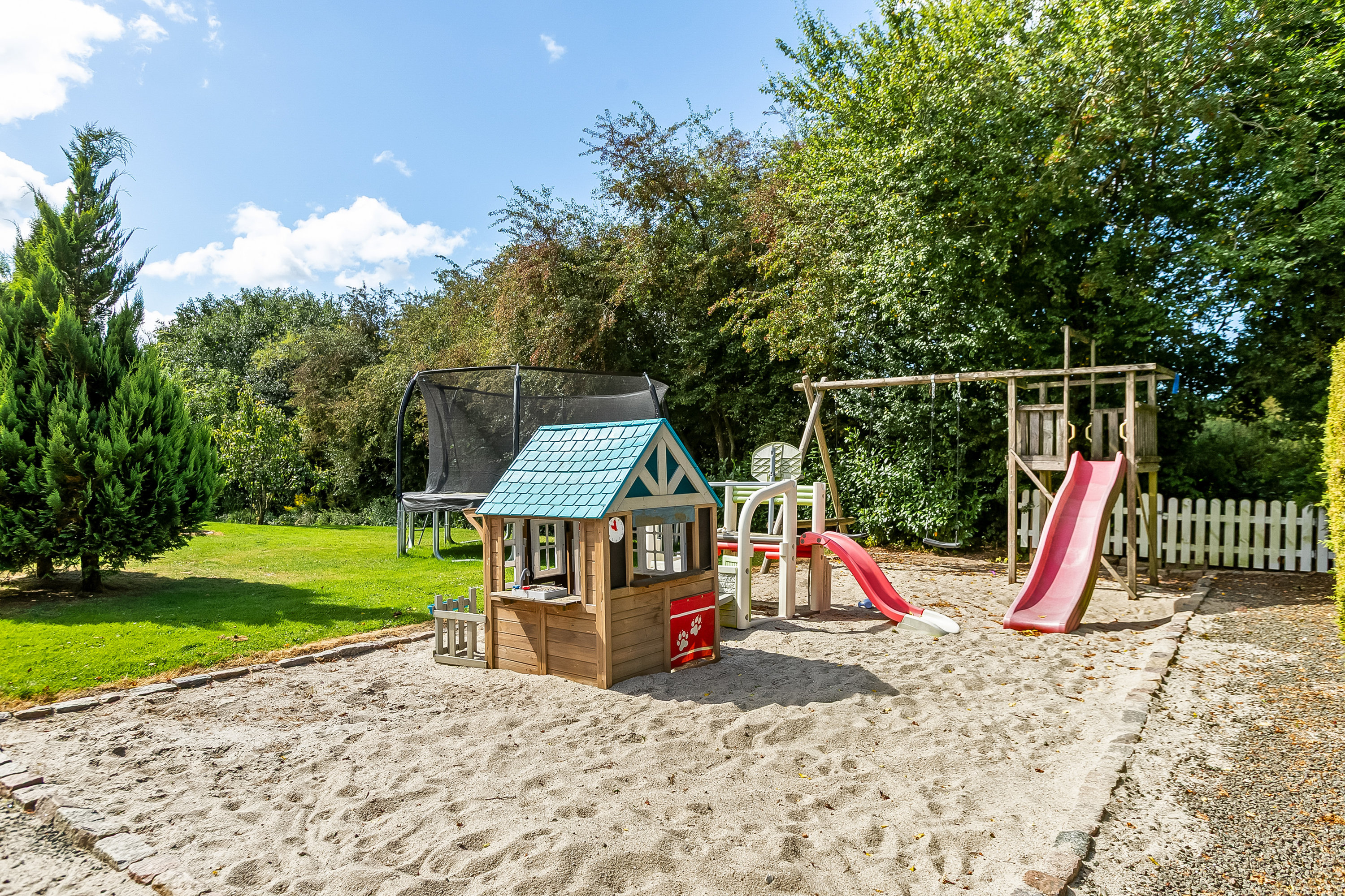 Fremhævet have billede i fuldskærmstilstand. Billede af Alexandersvej 12, 6640 Lunderskov