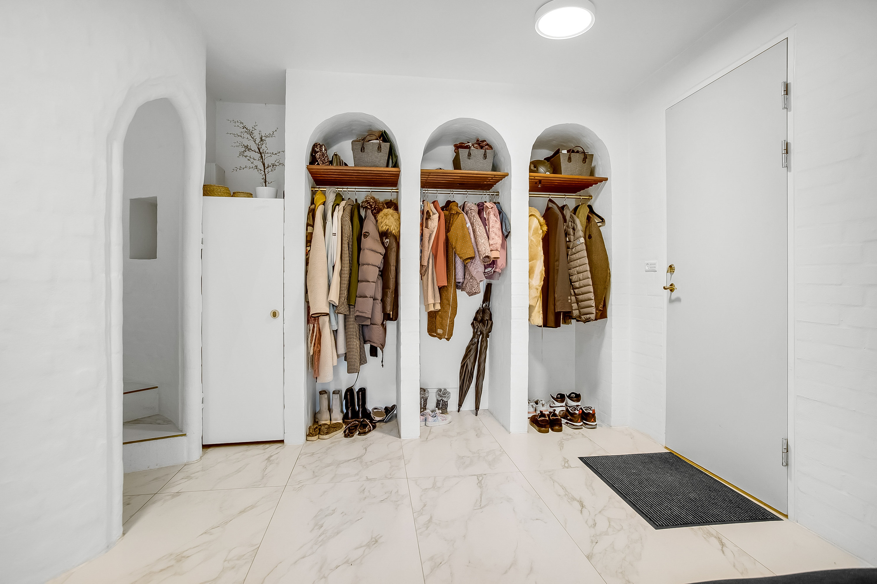 Fremhævet gang billede i fuldskærmstilstand. Billede af Alexandersvej 12, 6640 Lunderskov