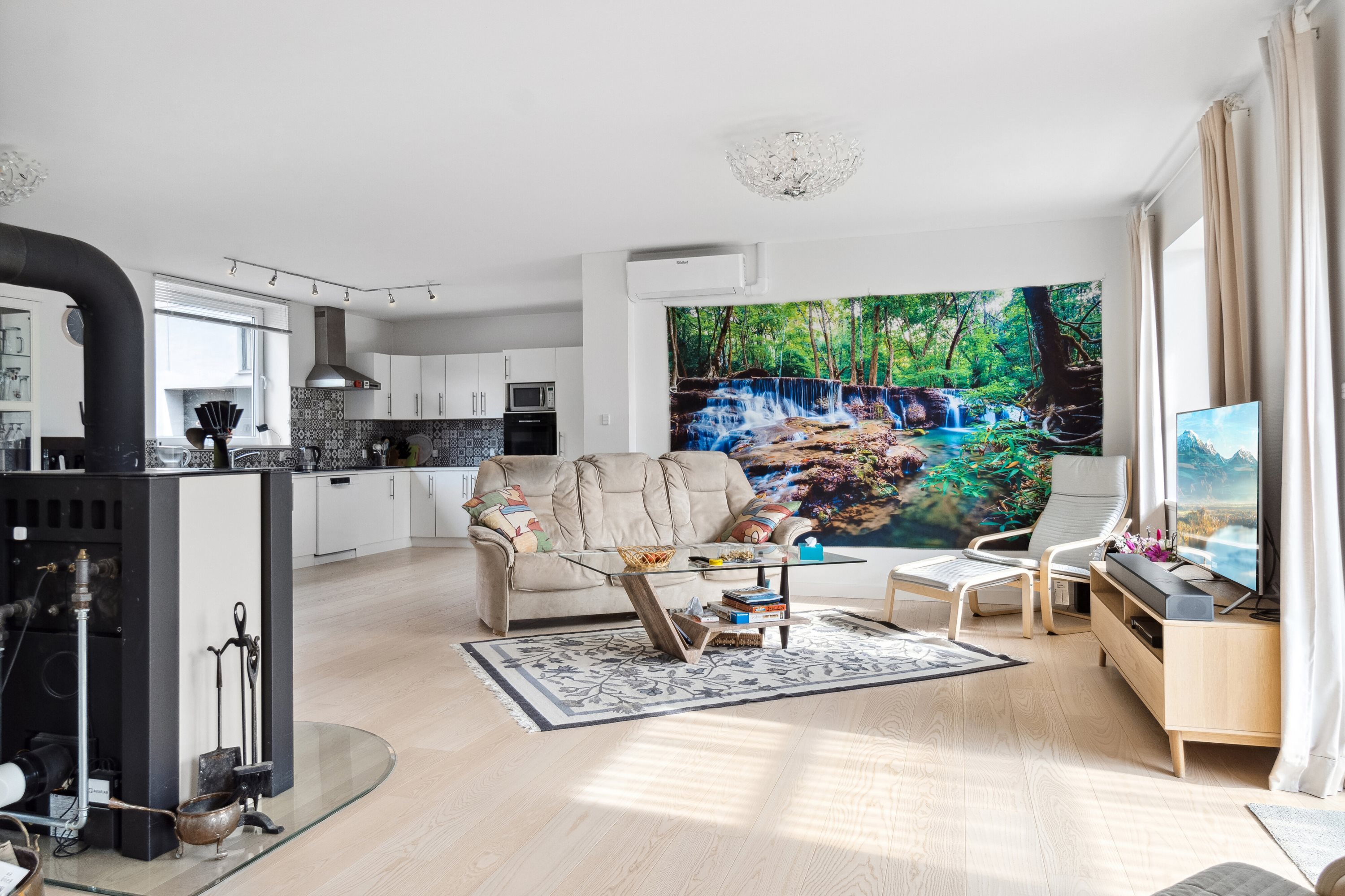 Fremhævet stue billede i fuldskærmstilstand. Billede af Bakkendrupvej 8, Bakkendrup, 4281 Gørlev