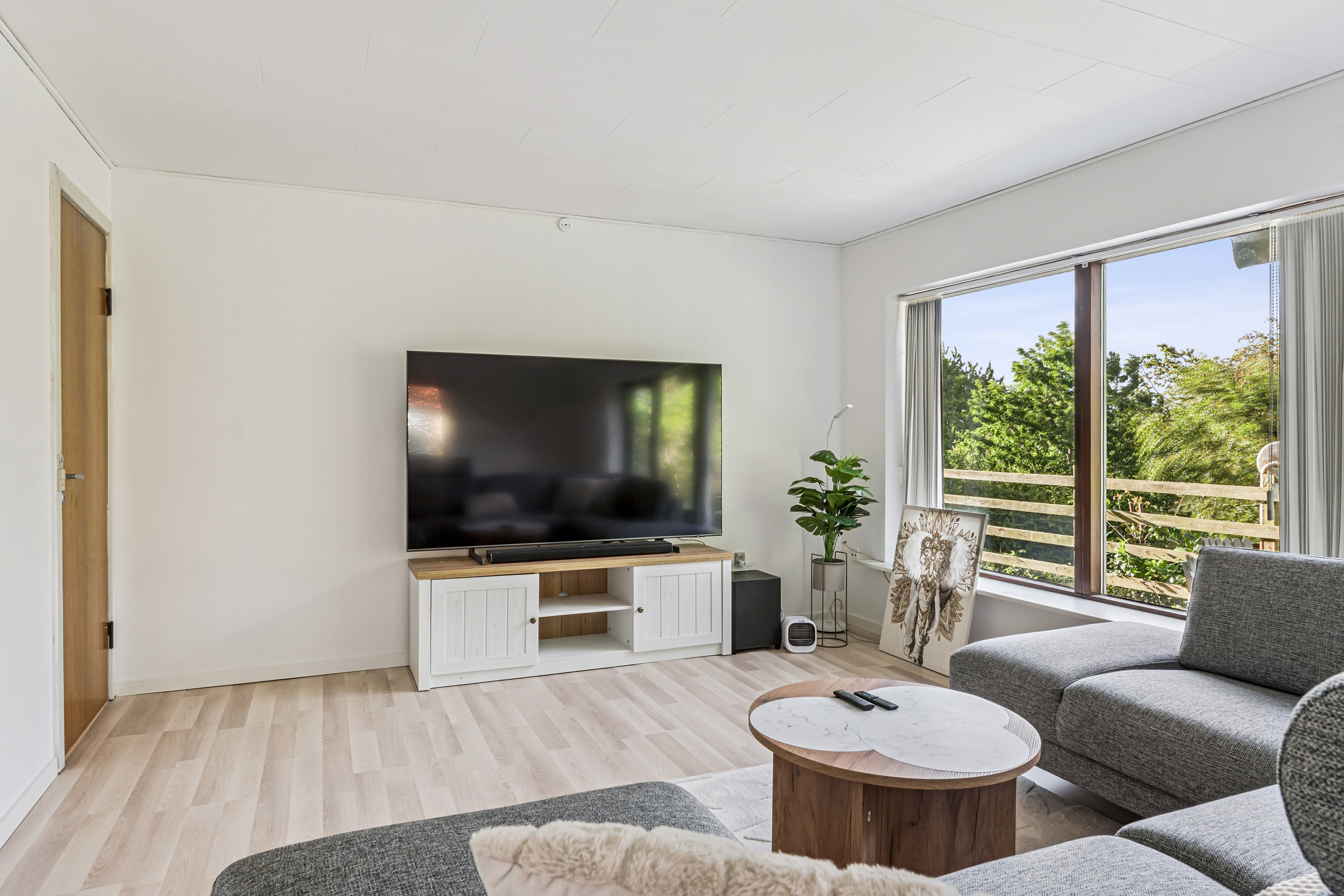 Fremhævet stue billede i fuldskærmstilstand. Billede af Bakkevej 4, Egebjerg, 4500 Nykøbing Sj