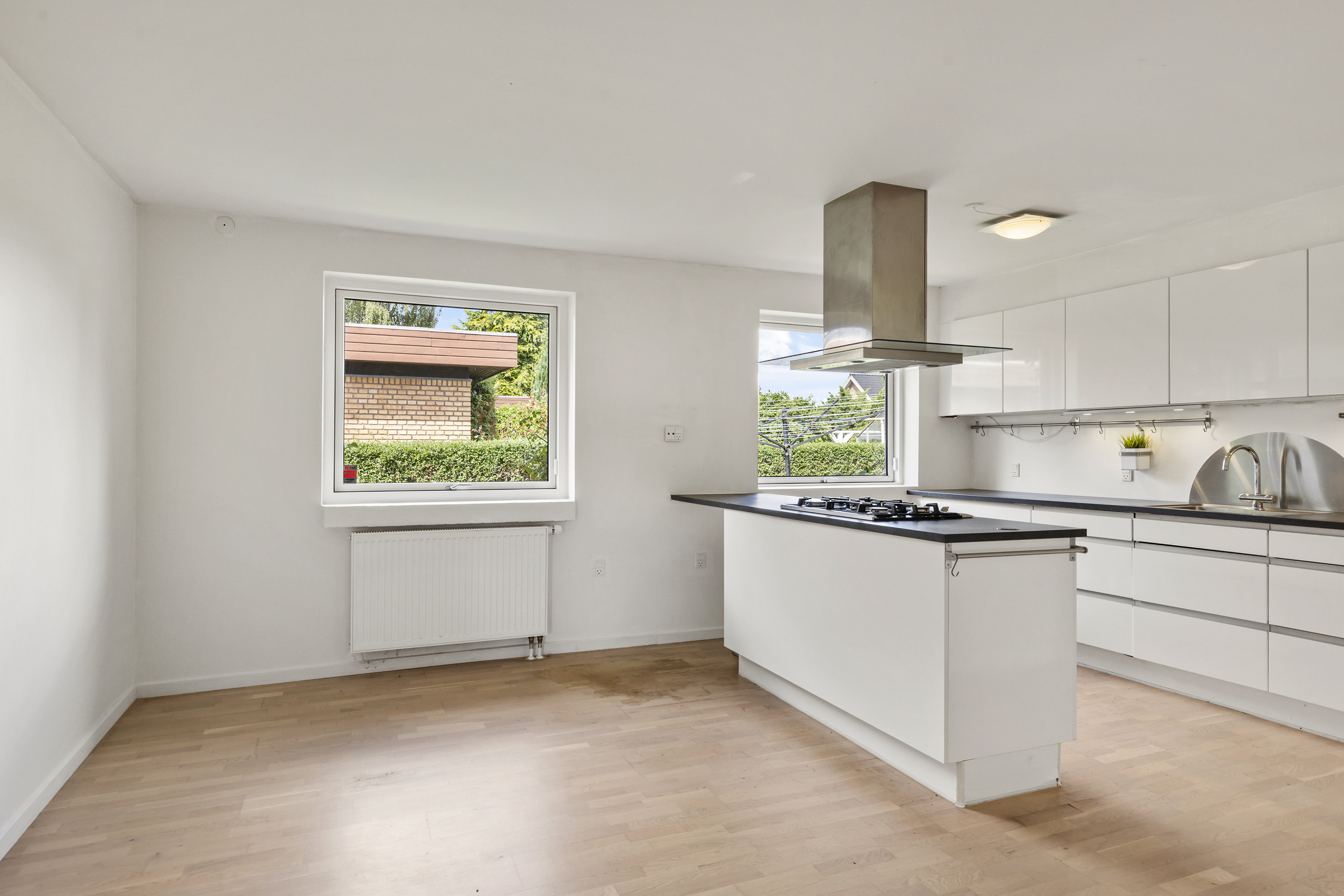 Fremhævet køkken billede i fuldskærmstilstand. Billede af Langelandsgade 30, 9700 Brønderslev