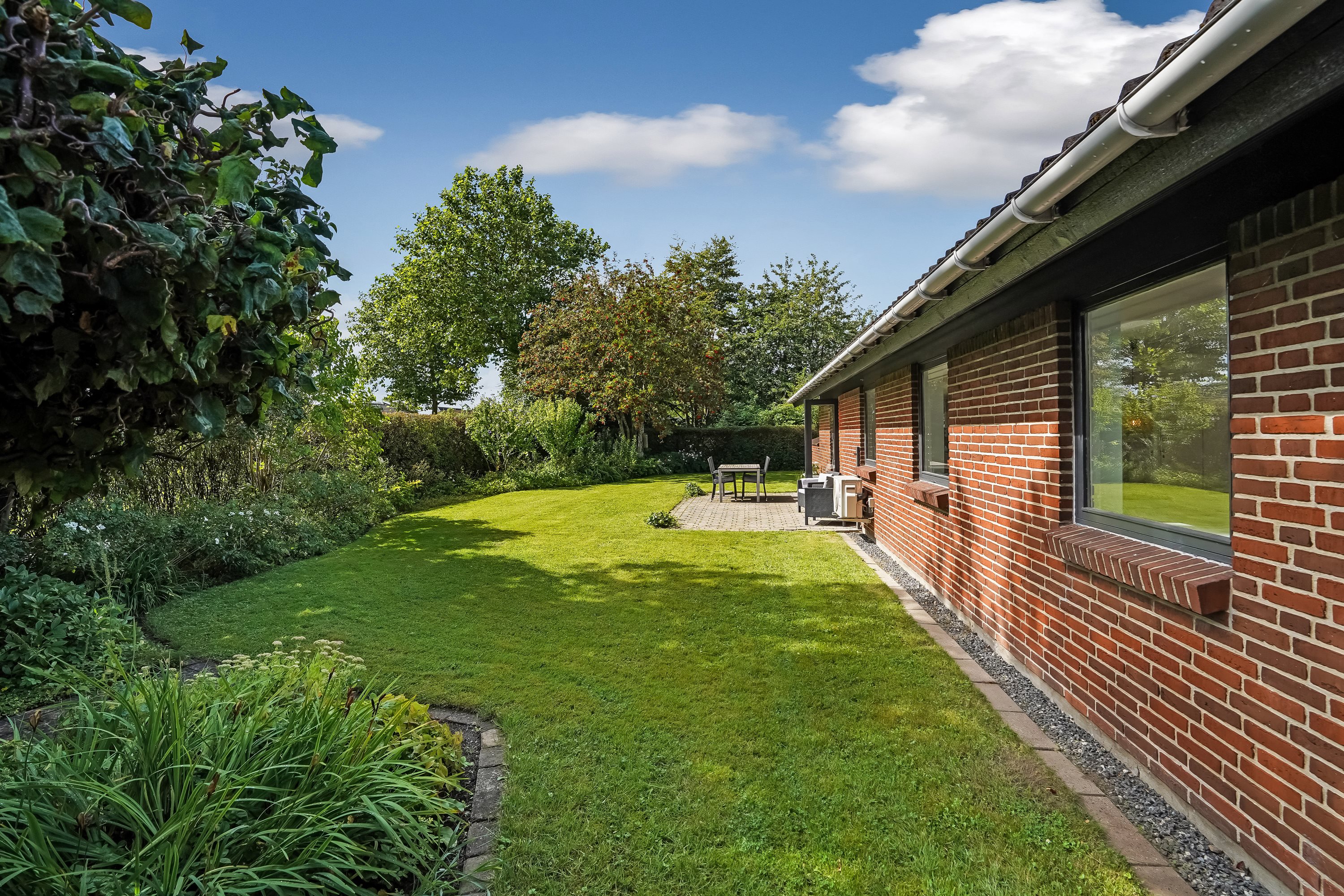 Fremhævet have billede i fuldskærmstilstand. Billede af Lyøvænget 16, 5500 Middelfart