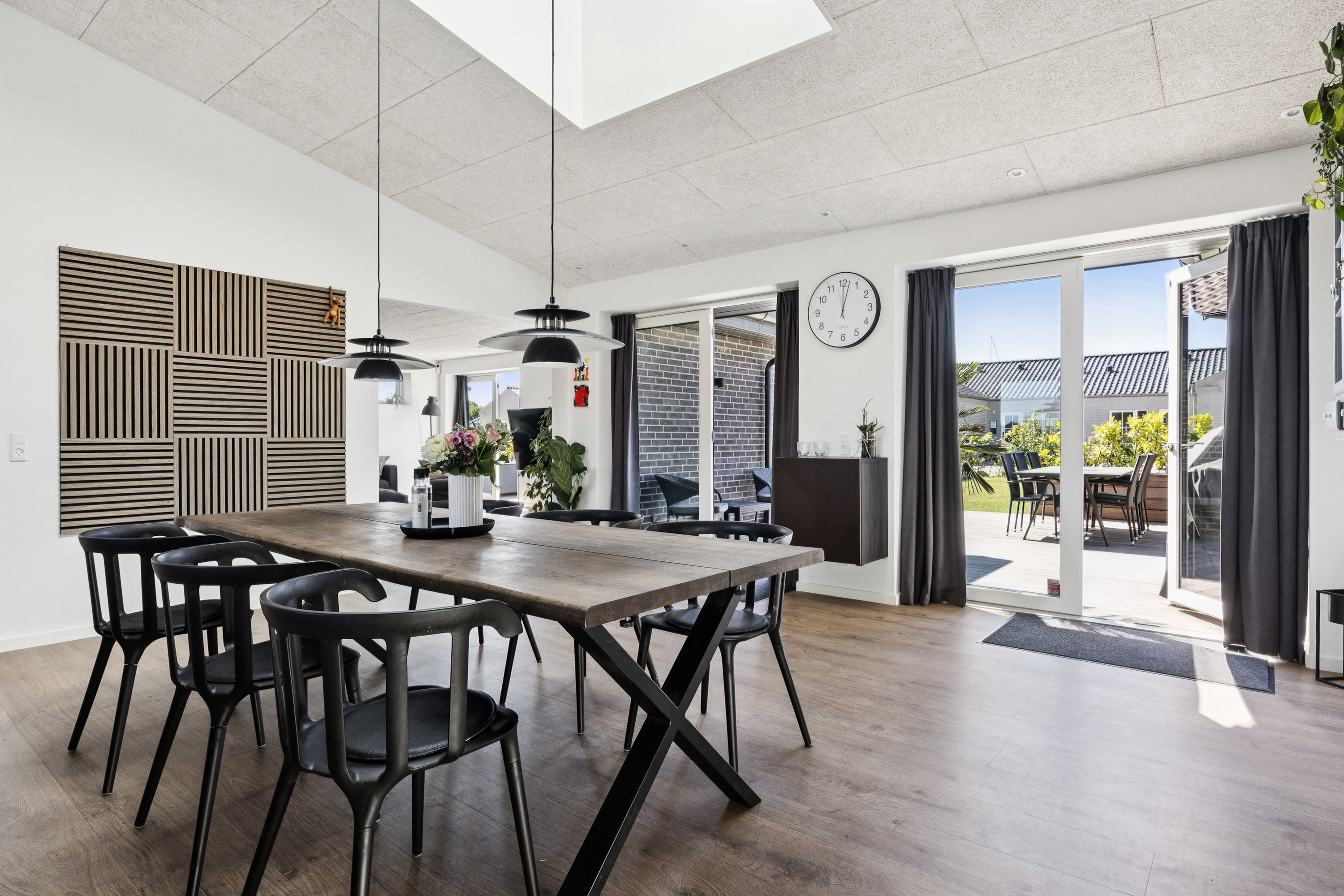 Fremhævet stue billede i fuldskærmstilstand. Billede af Marens Minde Vej 32, Strøby Egede, 4600 Køge