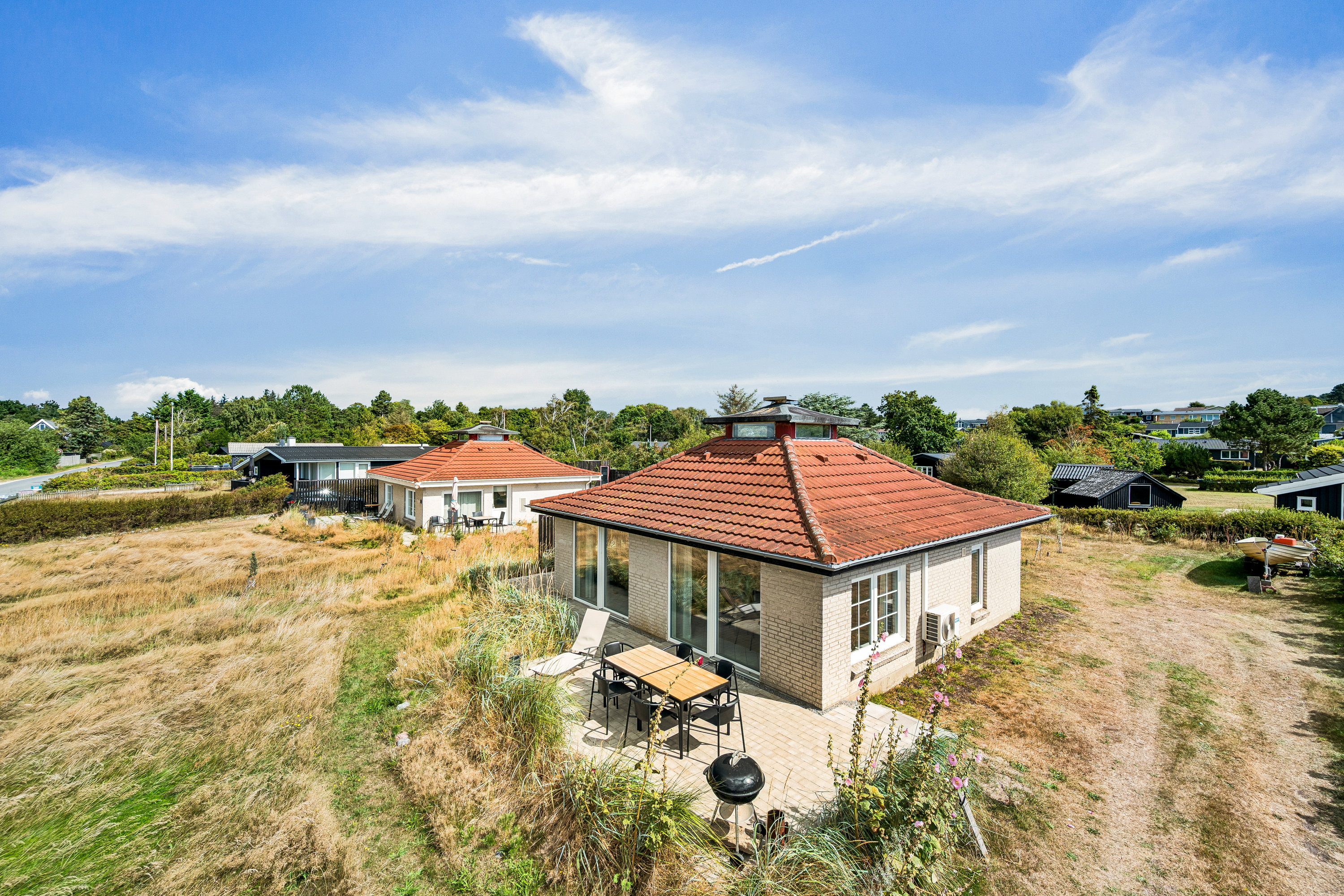 Fremhævet ejendom 1 billede i fuldskærmstilstand. Billede af Vestre Strandvej 35, Skødshoved Strand, 8420 Knebel