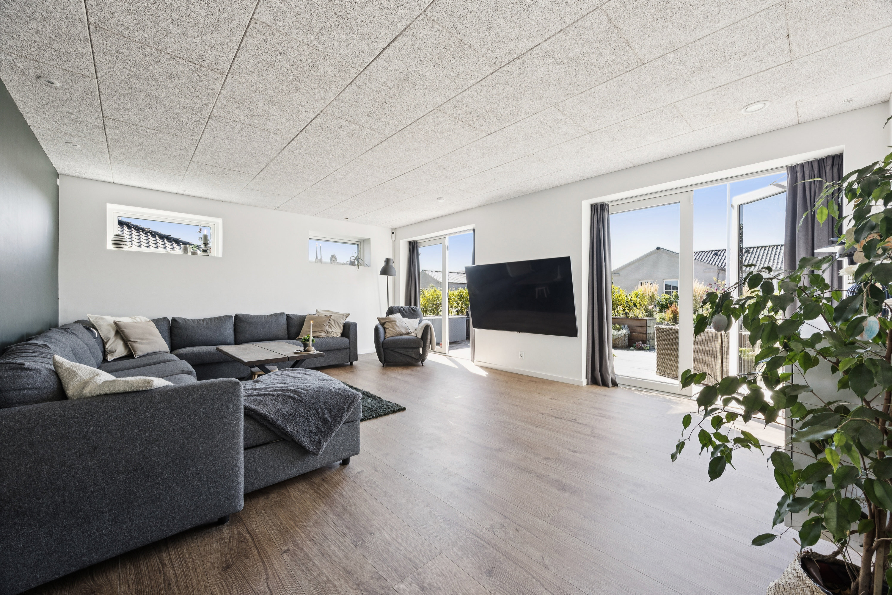 Fremhævet stue billede i fuldskærmstilstand. Billede af Marens Minde Vej 32, Strøby Egede, 4600 Køge