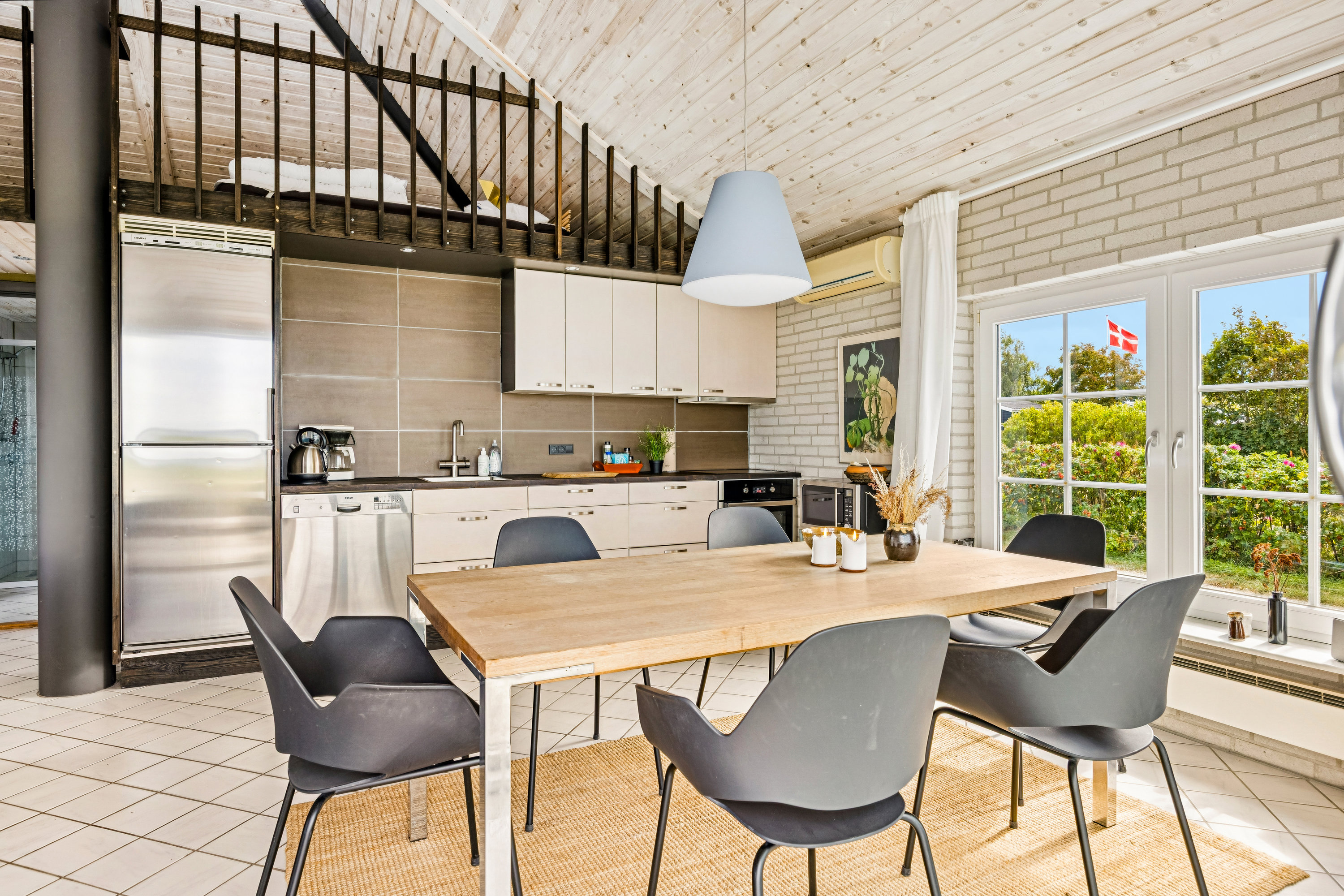 Fremhævet alrum billede i fuldskærmstilstand. Billede af Vestre Strandvej 35, Skødshoved Strand, 8420 Knebel