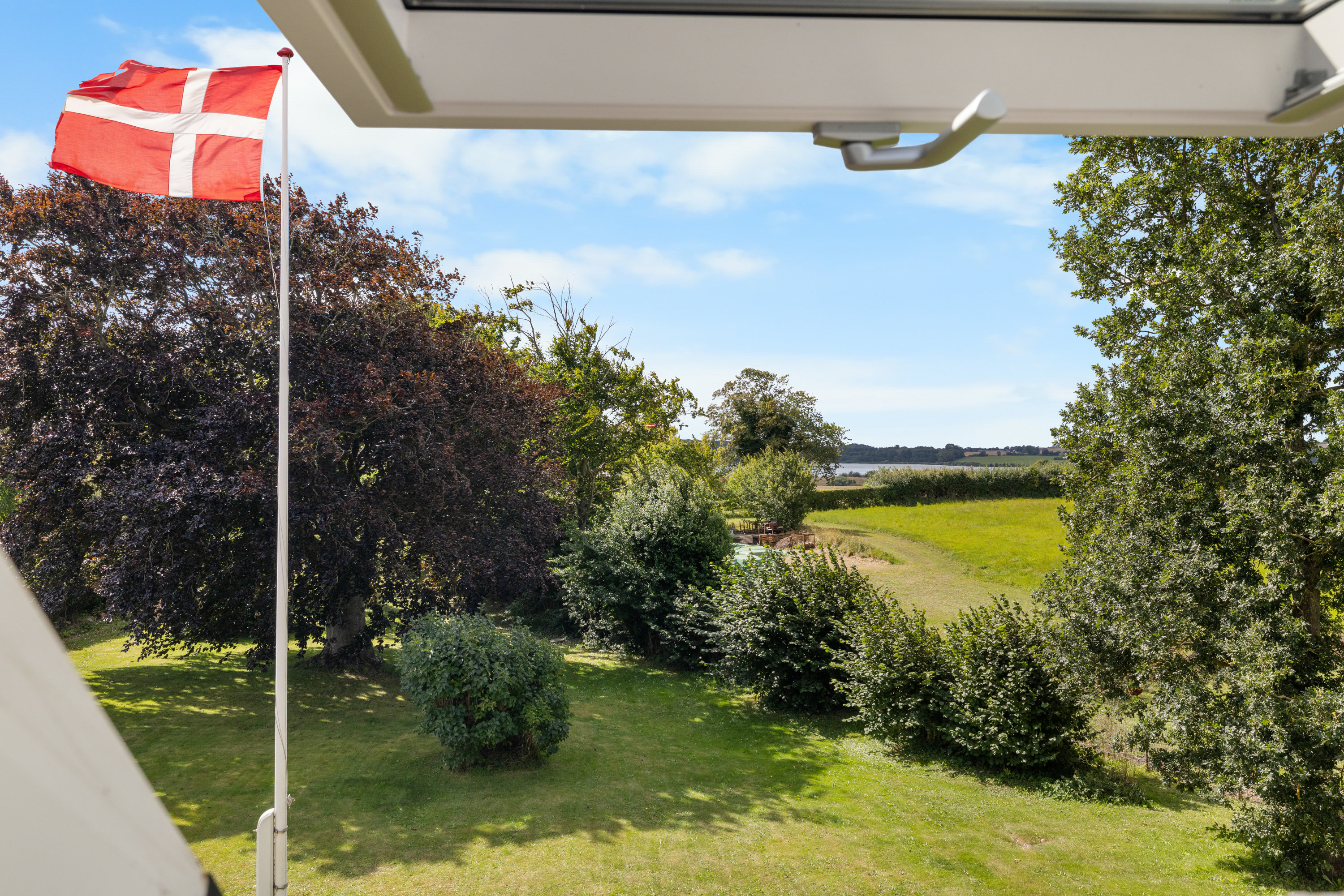 Fremhævet udsigt billede i fuldskærmstilstand. Billede af Strandvejen 38, Vester Åby, 5600 Faaborg