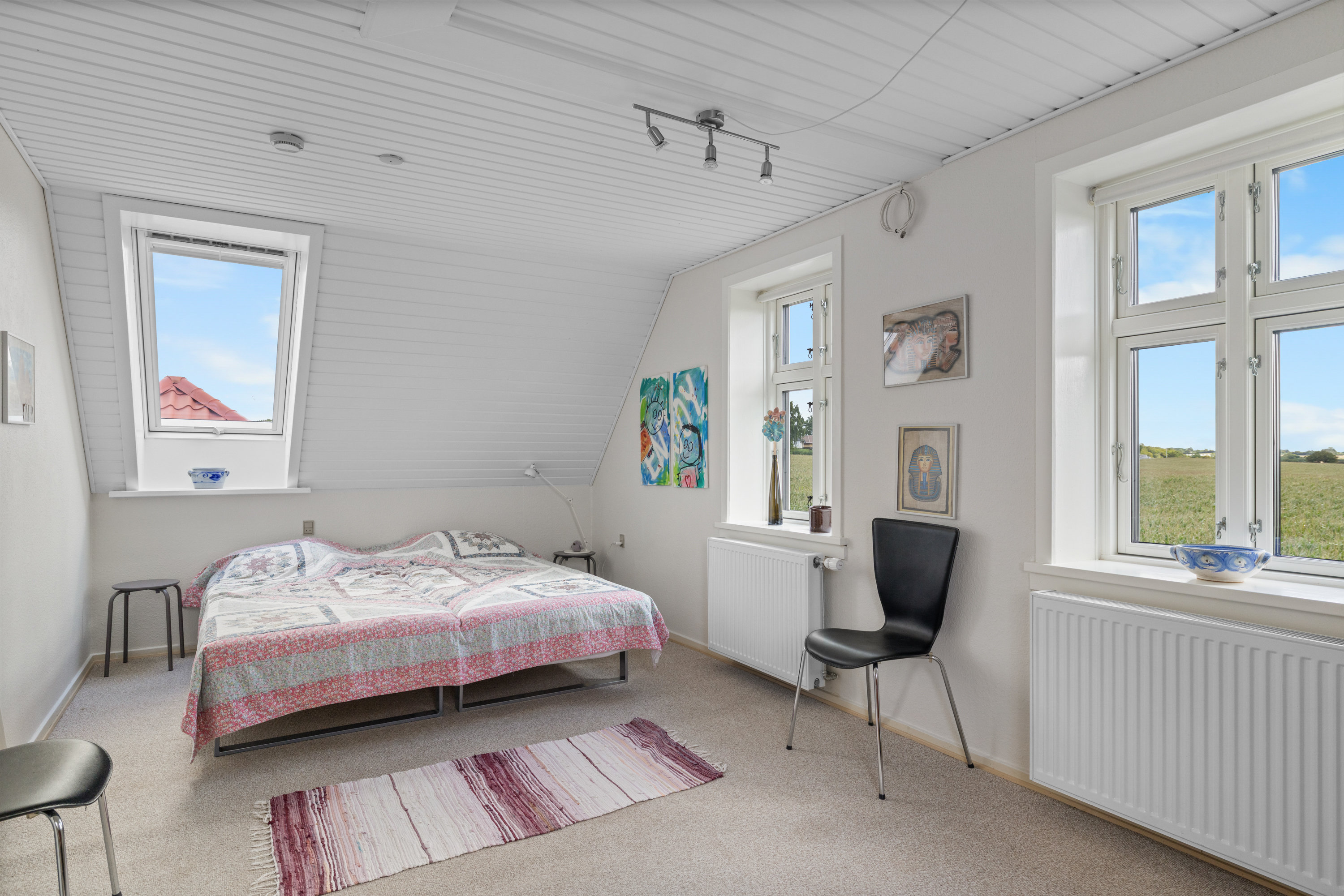 Fremhævet soveværelse billede i fuldskærmstilstand. Billede af Strandvejen 38, Vester Åby, 5600 Faaborg