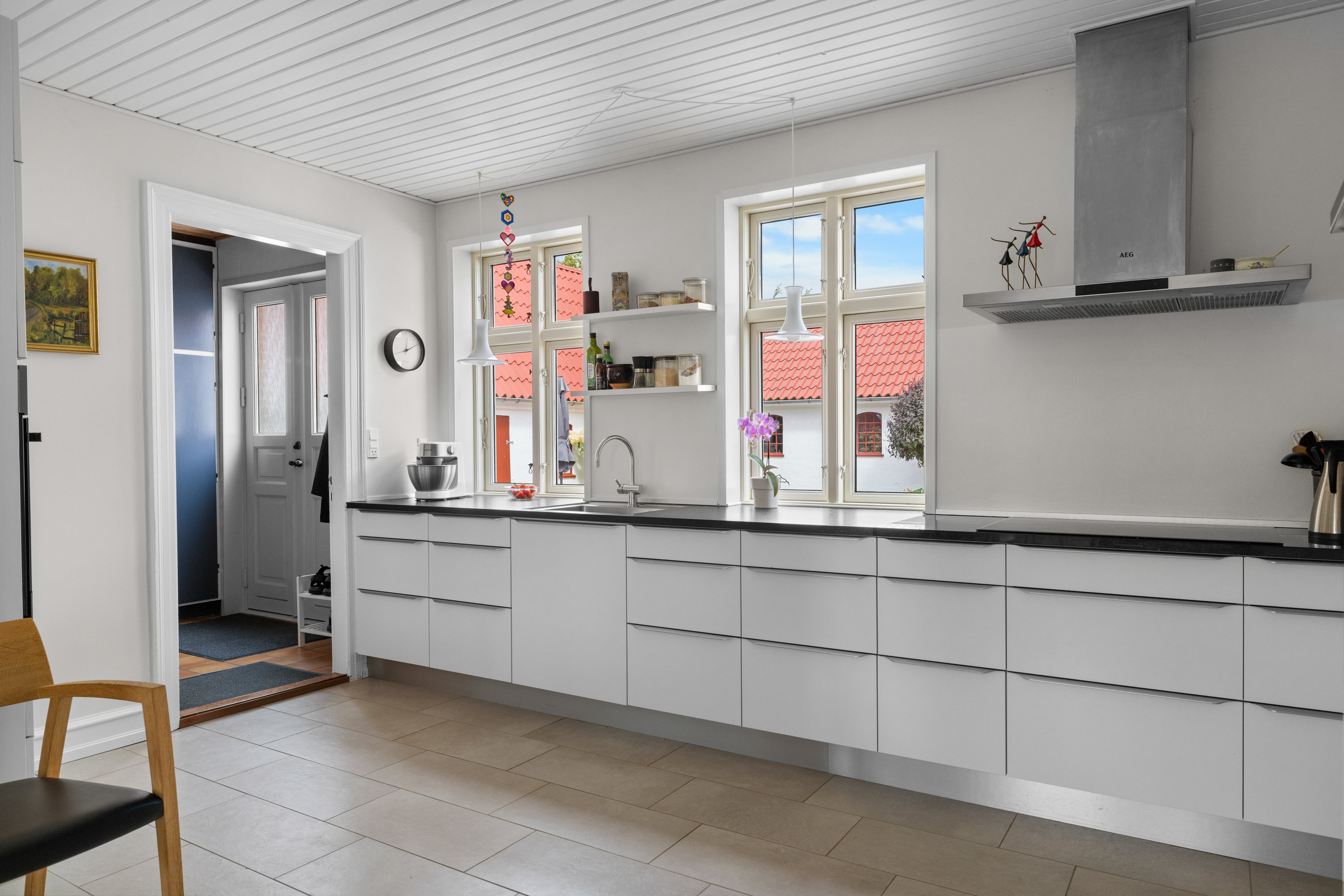 Fremhævet køkken billede i fuldskærmstilstand. Billede af Strandvejen 38, Vester Åby, 5600 Faaborg