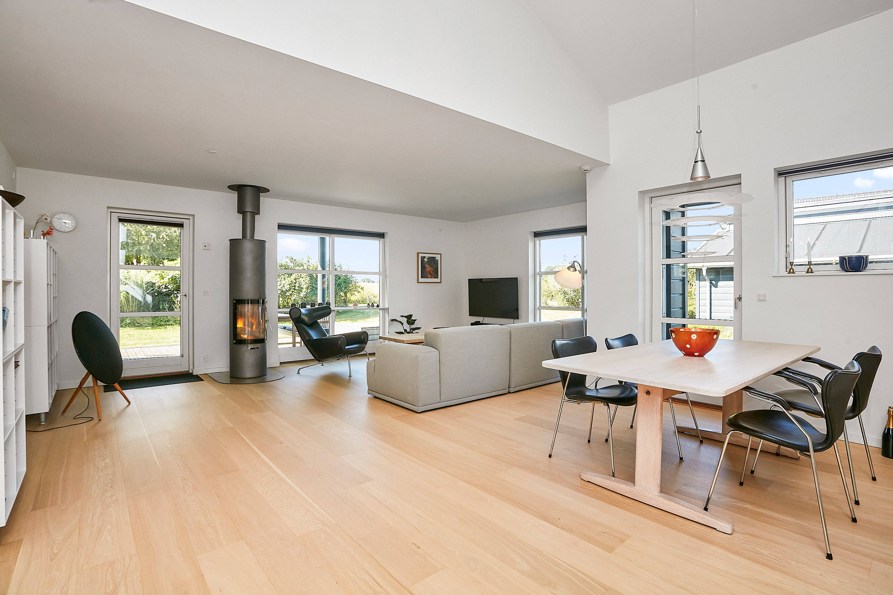 Fremhævet  billede i fuldskærmstilstand. Billede af Søvejen 23C, Vestbirk, 8752 Østbirk