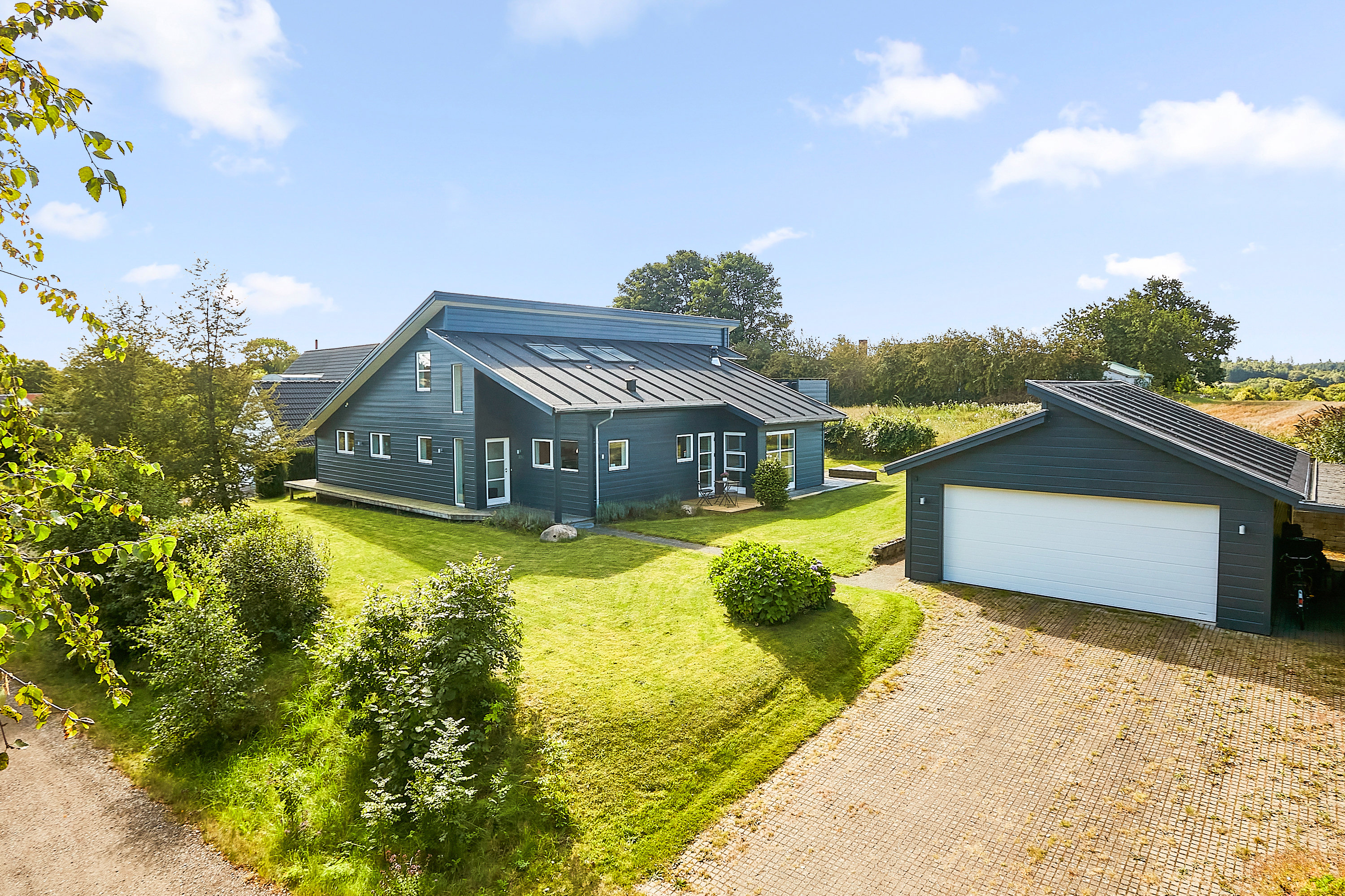 Fremhævet  billede i fuldskærmstilstand. Billede af Søvejen 23C, Vestbirk, 8752 Østbirk