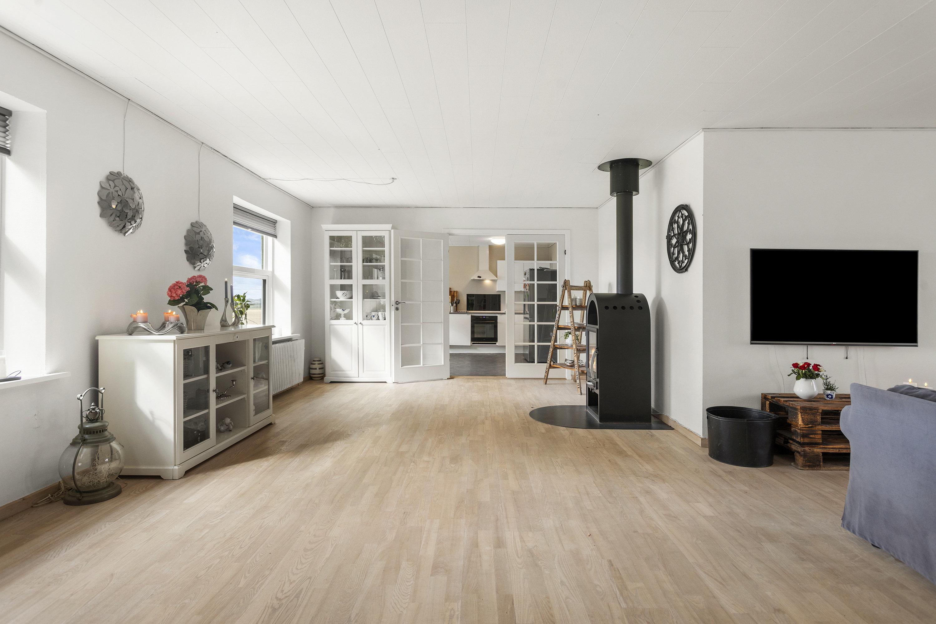 Fremhævet stue billede i fuldskærmstilstand. Billede af Fjembevej 17, 9352 Dybvad