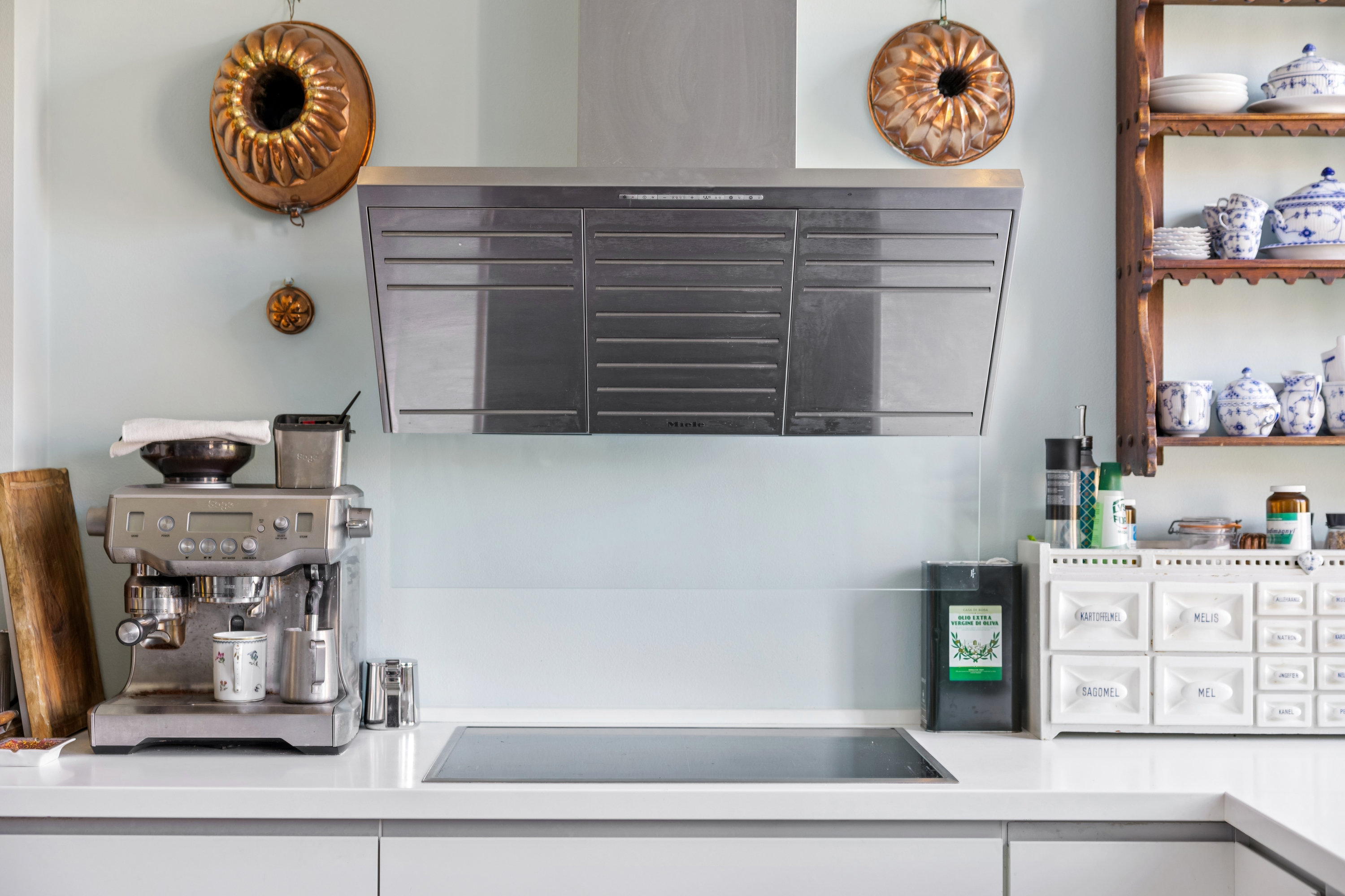 Fremhævet køkken billede i fuldskærmstilstand. Billede af Peter Bangs Vej 78, 2. tv., 2000 Frederiksberg