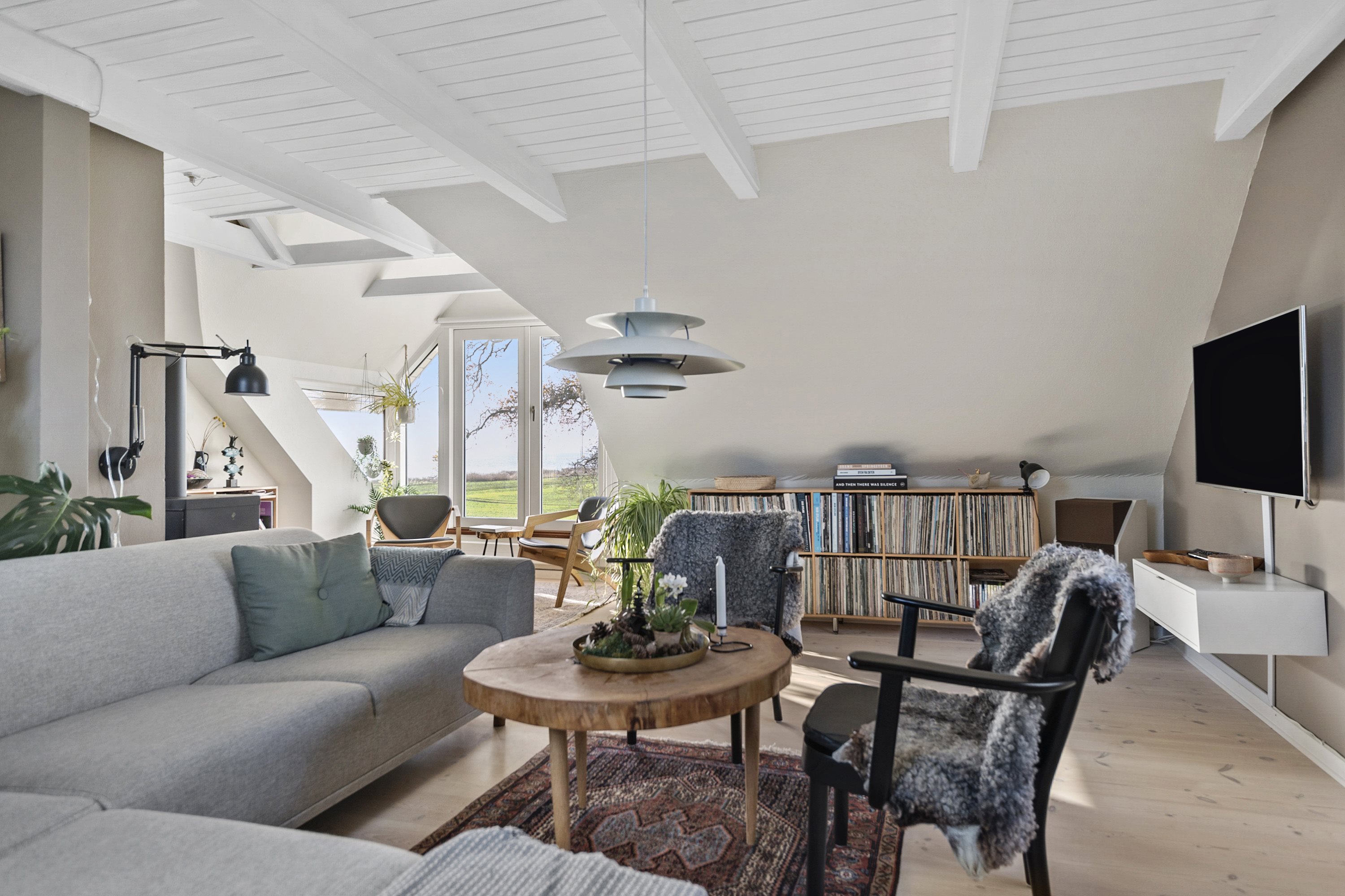 Fremhævet stue billede i fuldskærmstilstand. Billede af Strandgade 44, Hou, 8300 Odder