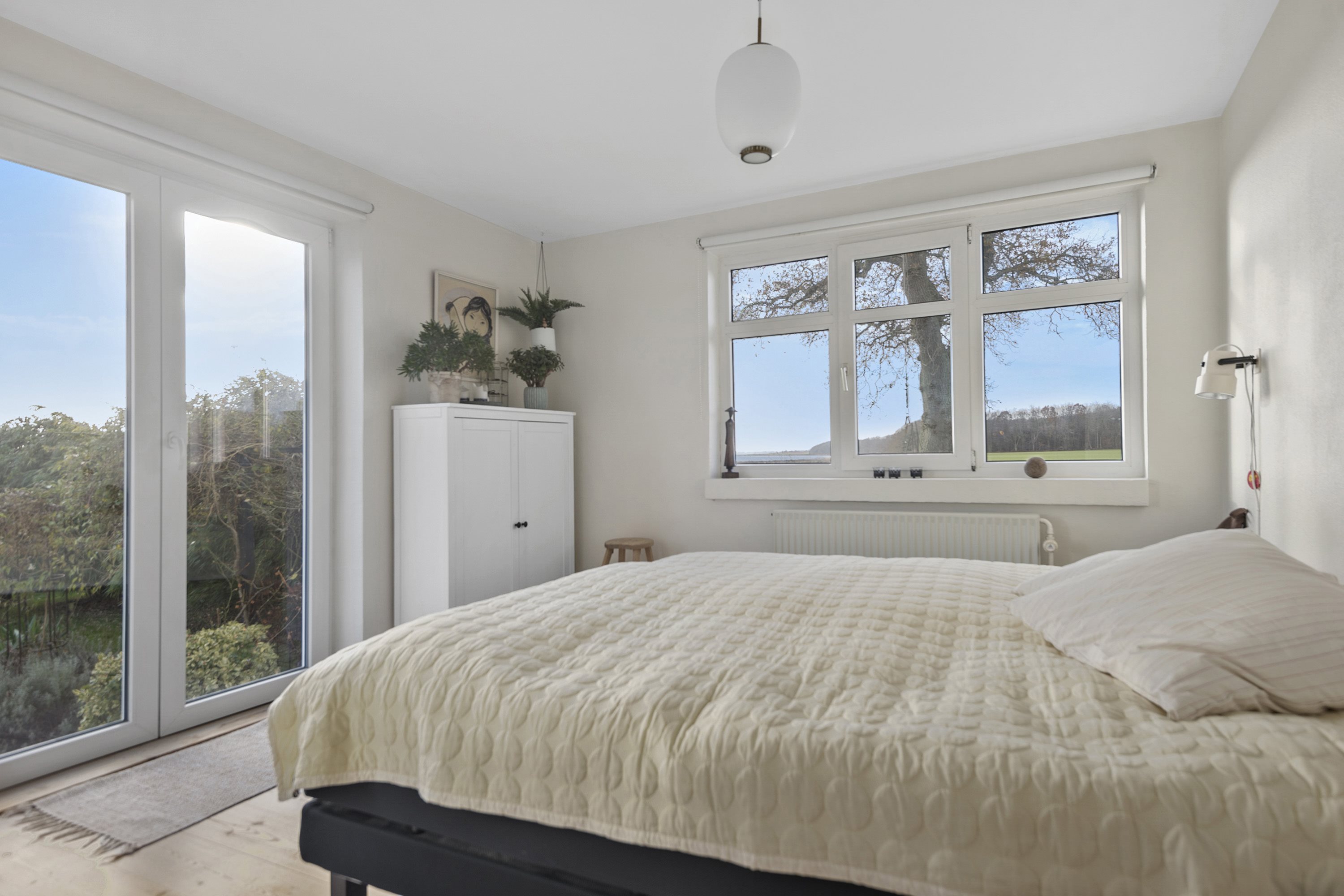 Fremhævet soveværelse billede i fuldskærmstilstand. Billede af Strandgade 44, Hou, 8300 Odder