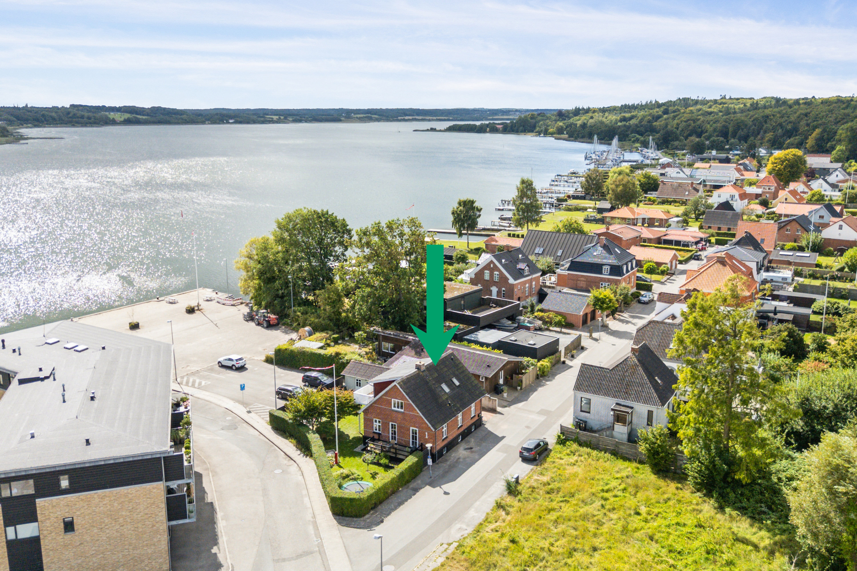 Miniaturebillede 1: luftfoto. Billede af Strandvej 1, 9560 Hadsund