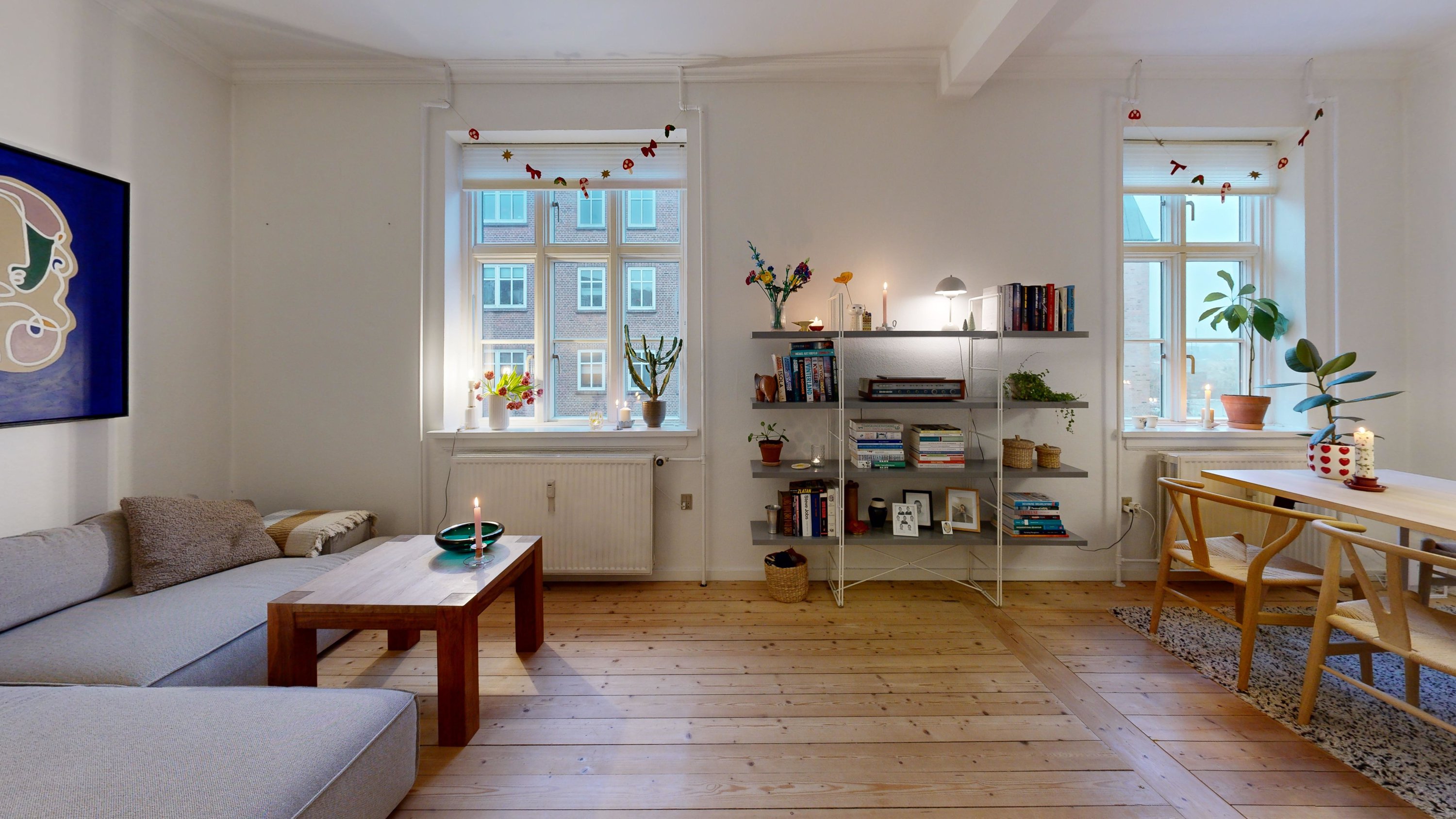 Fremhævet stue billede i fuldskærmstilstand. Billede af Østerbro 90, 2. th., 9000 Aalborg