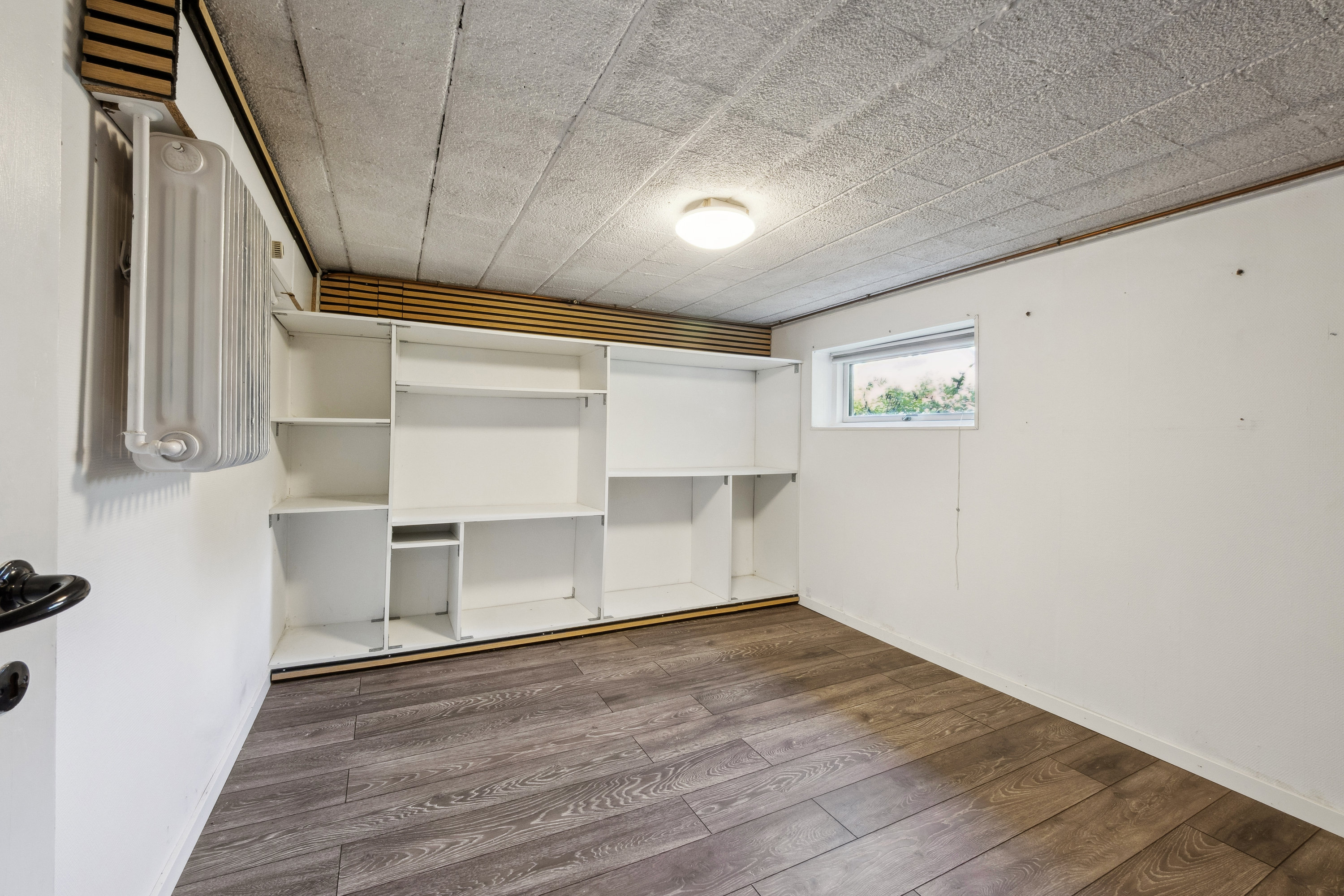 Fremhævet kælder billede i fuldskærmstilstand. Billede af Birkebakken 4, Glyngøre, 7870 Roslev