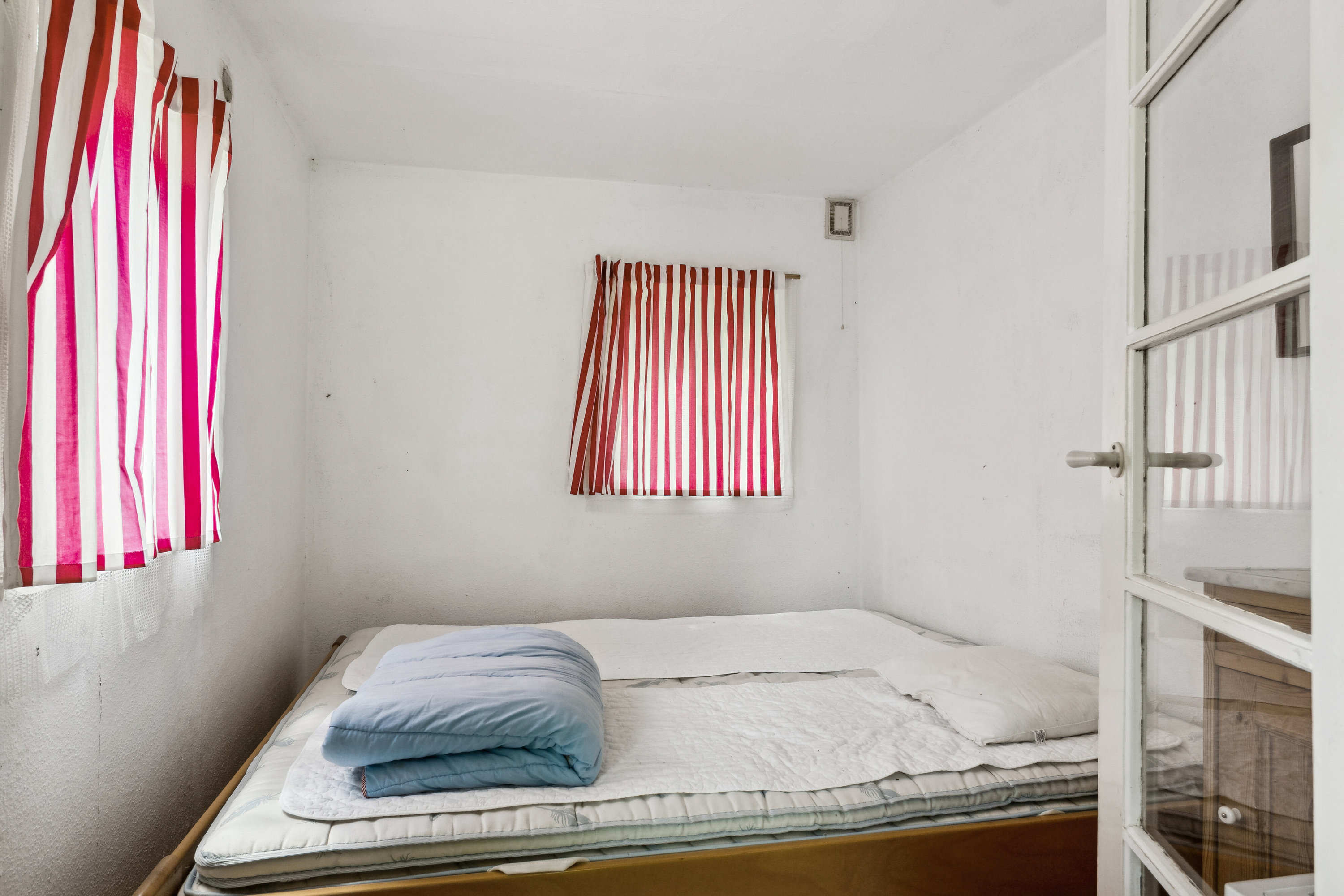 Fremhævet soveværelse billede i fuldskærmstilstand. Billede af Kaprifolievej 11, 4581 Rørvig