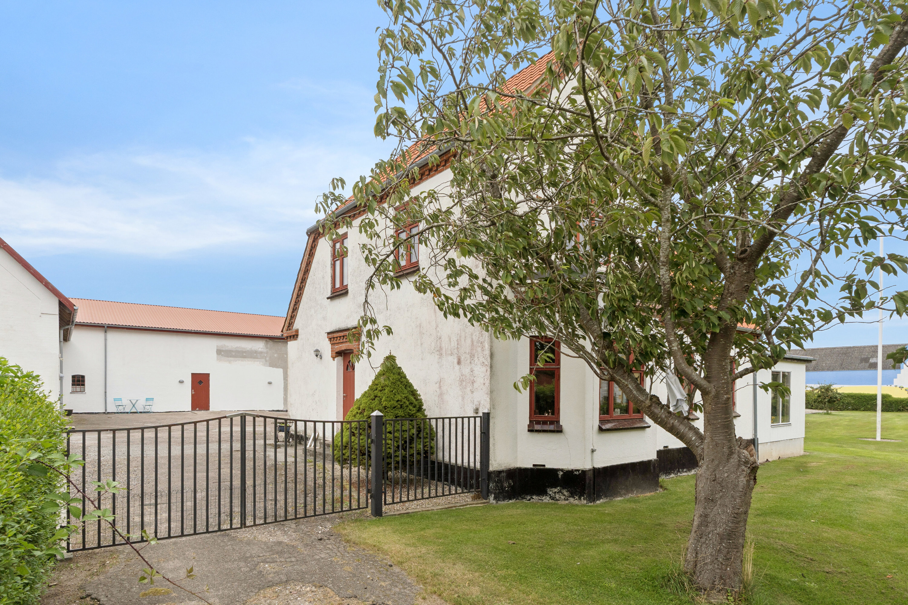 Fremhævet set fra vejen billede i fuldskærmstilstand. Billede af Jungshovedvej 49, 4720 Præstø