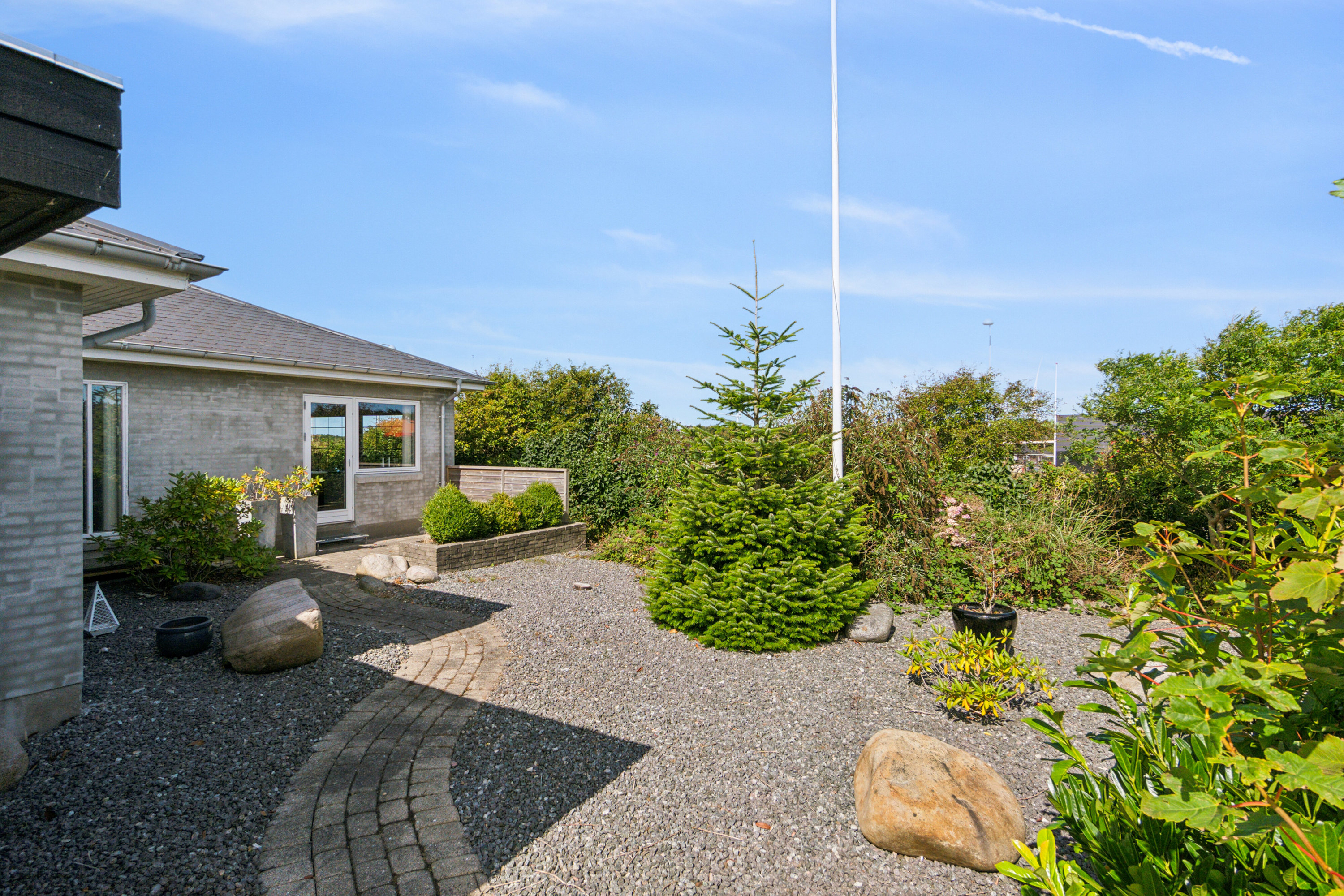 Fremhævet set fra vejen billede i fuldskærmstilstand. Billede af Fresiavænget 2, 7730 Hanstholm