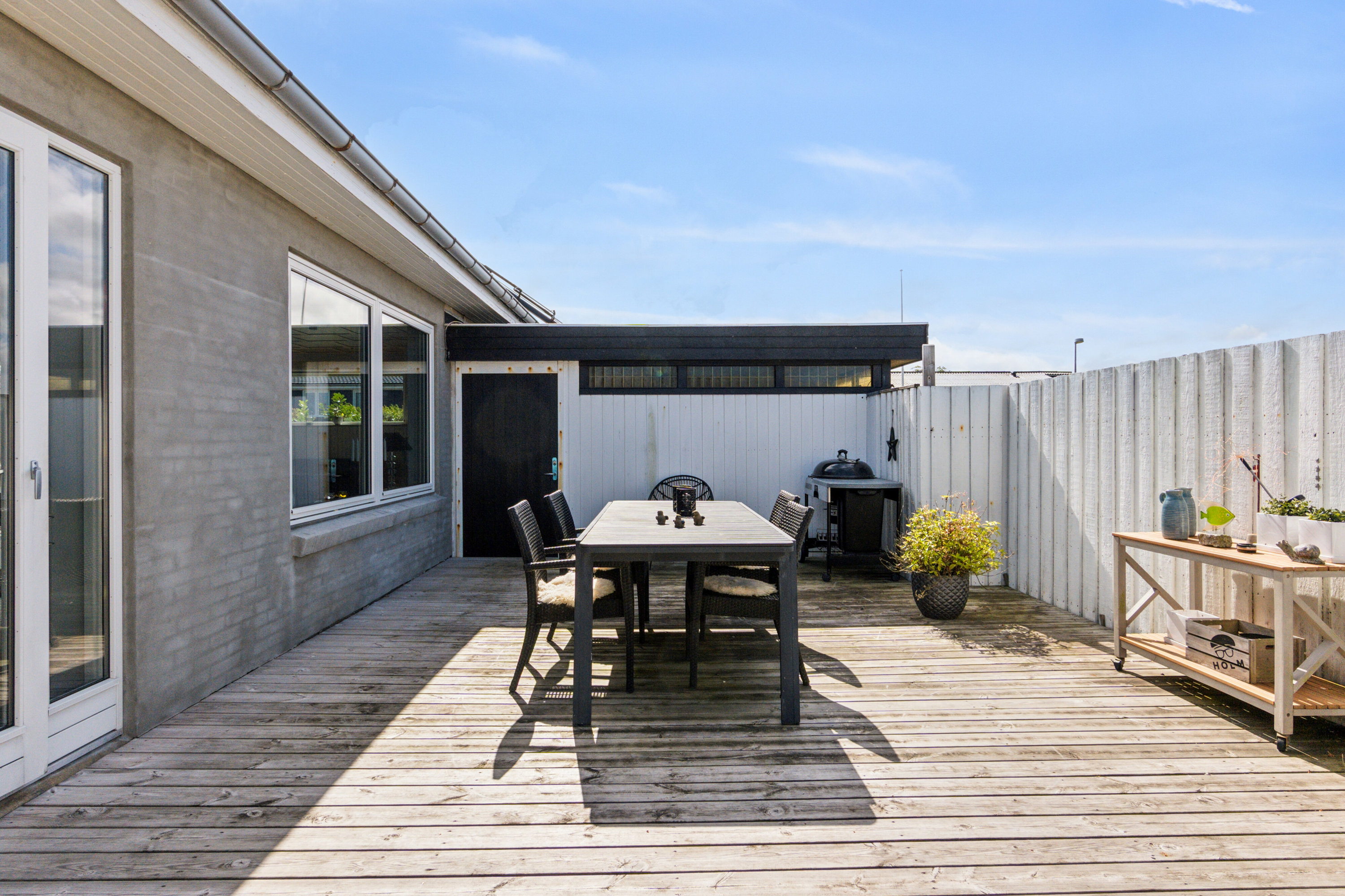 Miniaturebillede 1: terrasse. Billede af Fresiavænget 2, 7730 Hanstholm