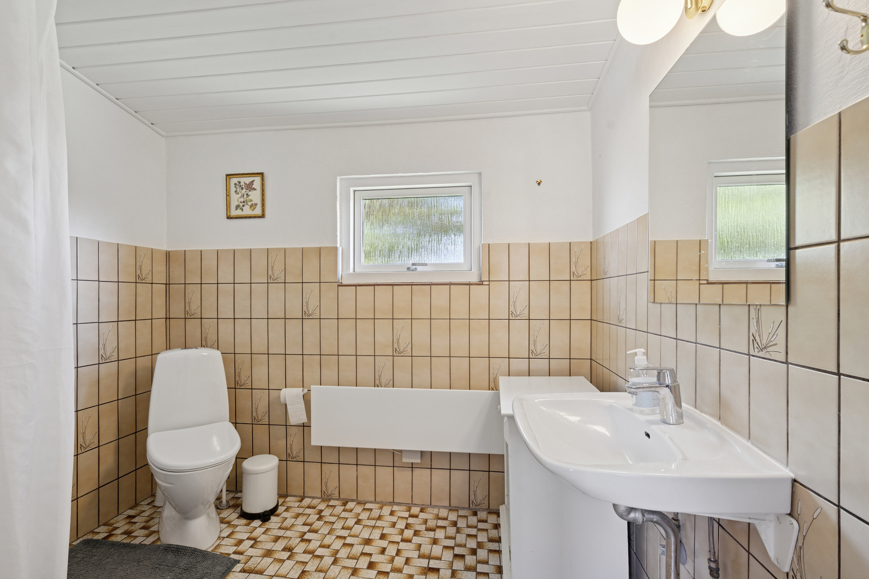 Fremhævet badeværelse billede i fuldskærmstilstand. Billede af Kildemosevej 21, Illebølle, 5900 Rudkøbing