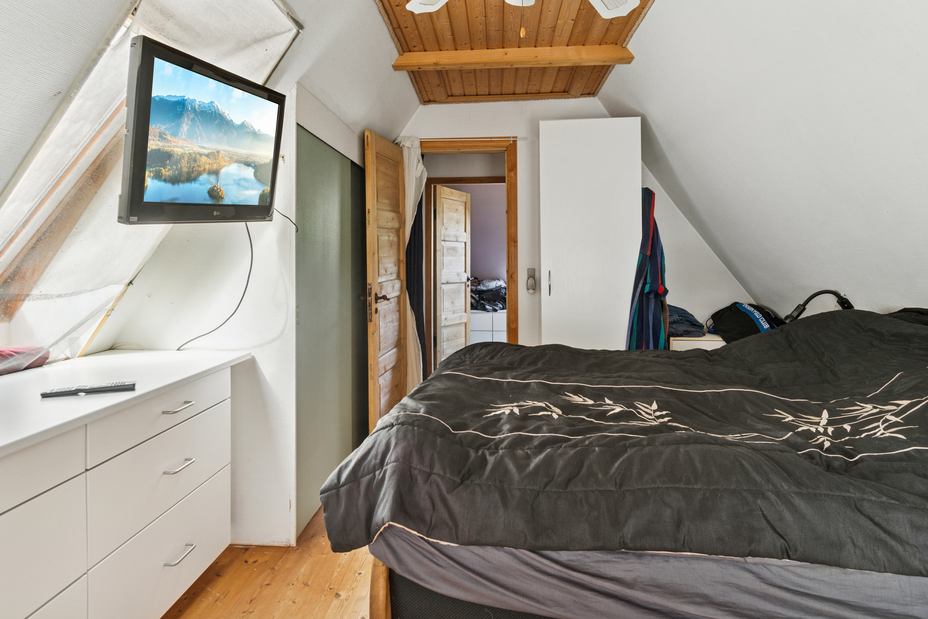 Fremhævet soveværelse billede i fuldskærmstilstand. Billede af Granlystien 11, 4400 Kalundborg