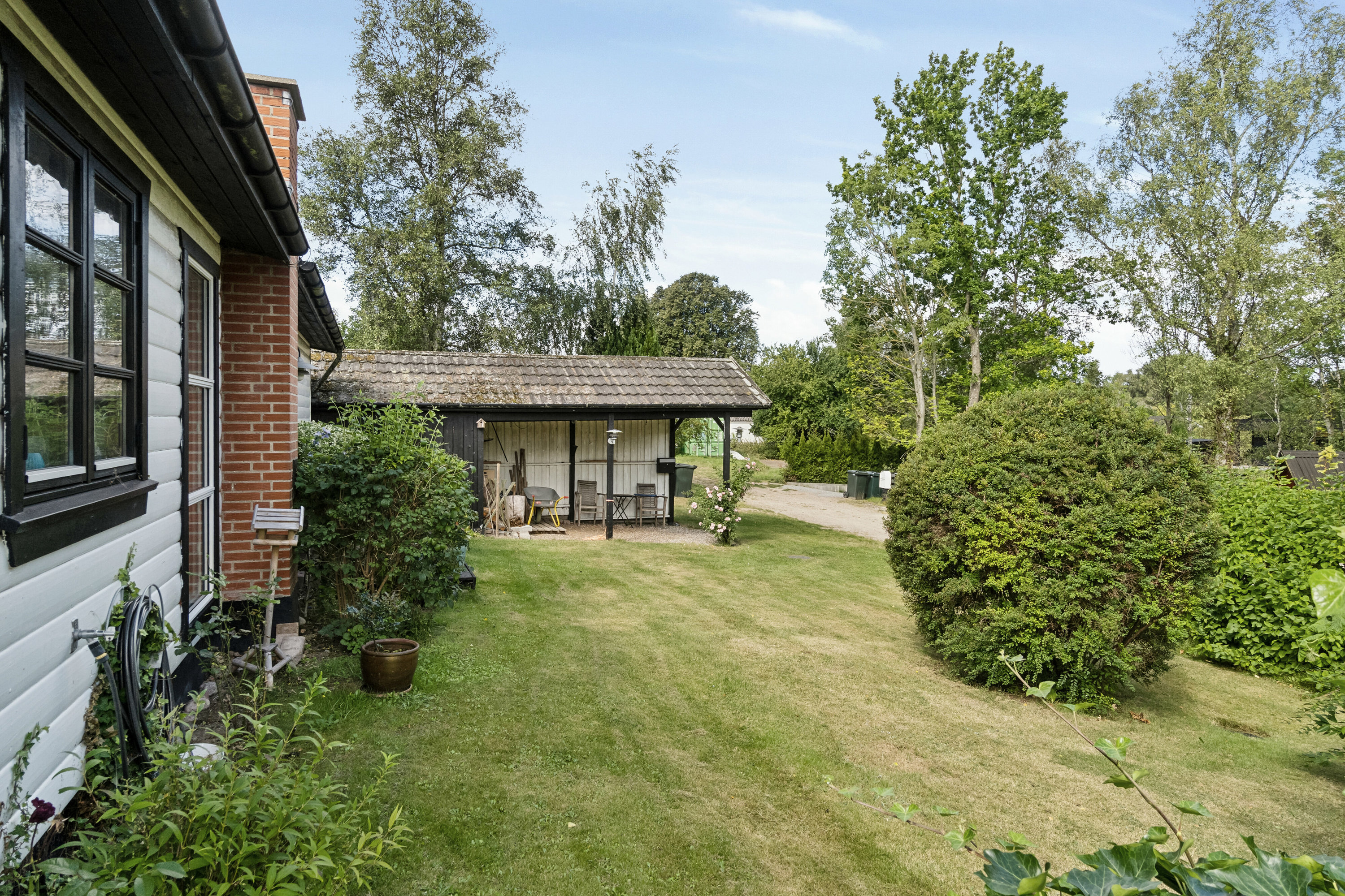 Miniaturebillede 2: set fra haven. Billede af Nørregårdsvej 15, Hønsinge L, 4560 Vig