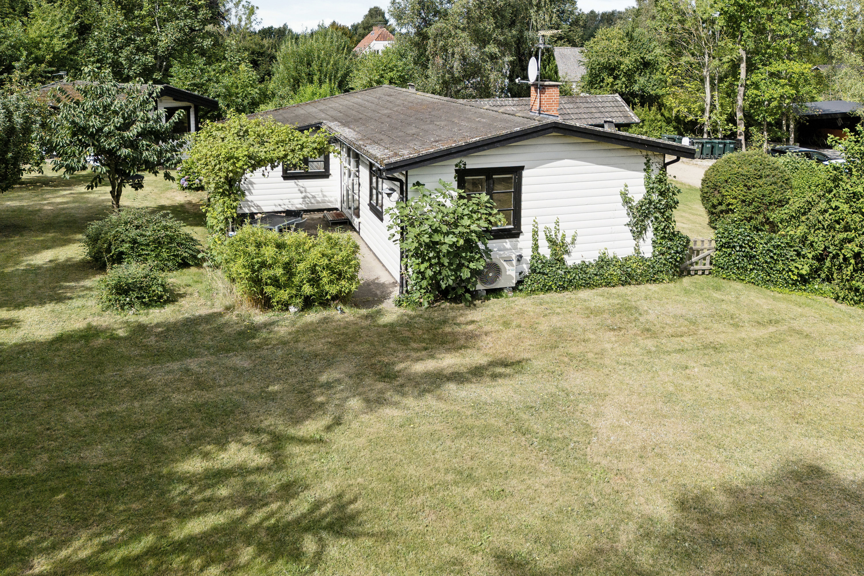 Fremhævet set fra haven billede i fuldskærmstilstand. Billede af Nørregårdsvej 15, Hønsinge L, 4560 Vig