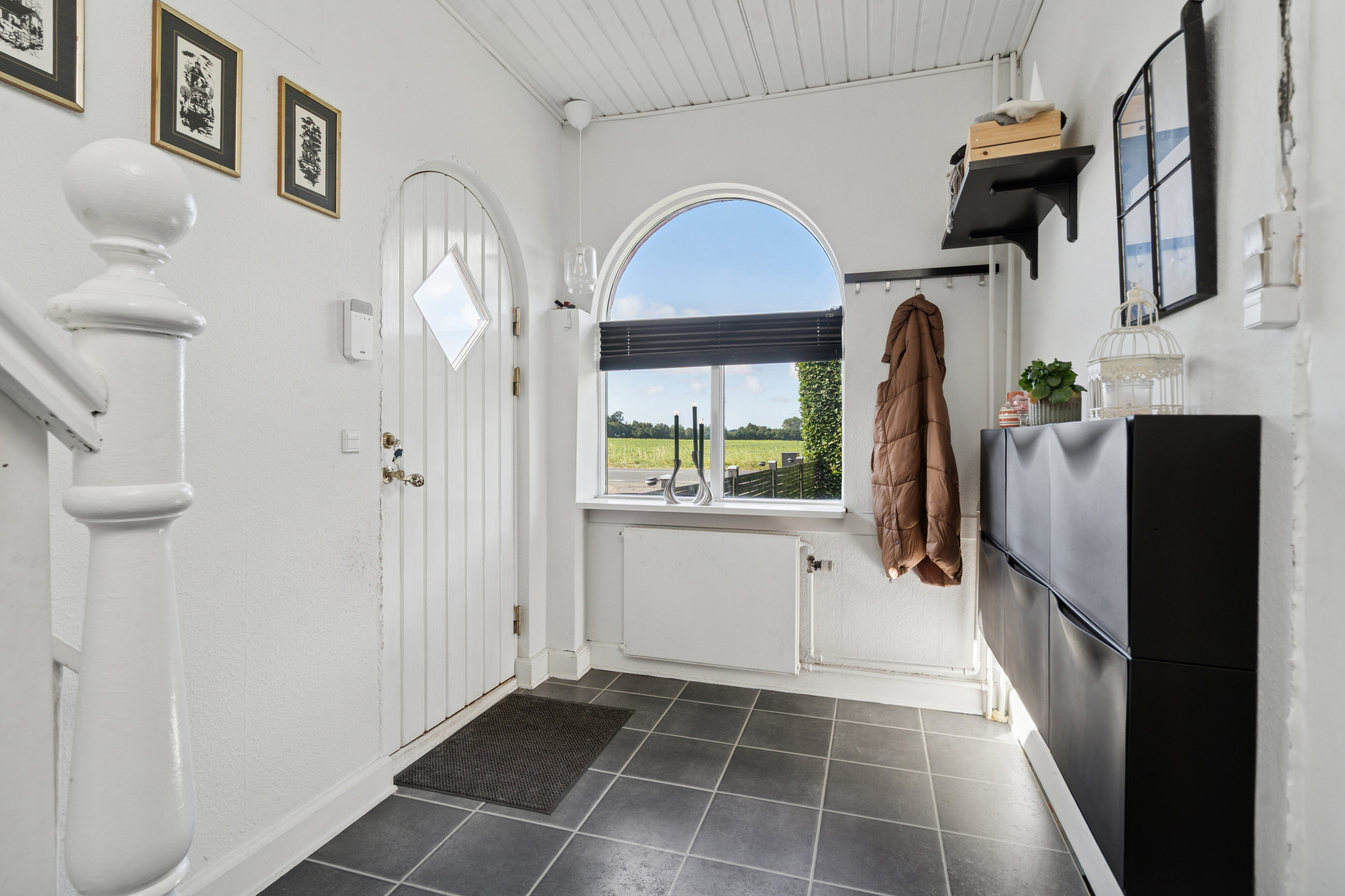 Fremhævet gang billede i fuldskærmstilstand. Billede af Odensevej 38, 5853 Ørbæk